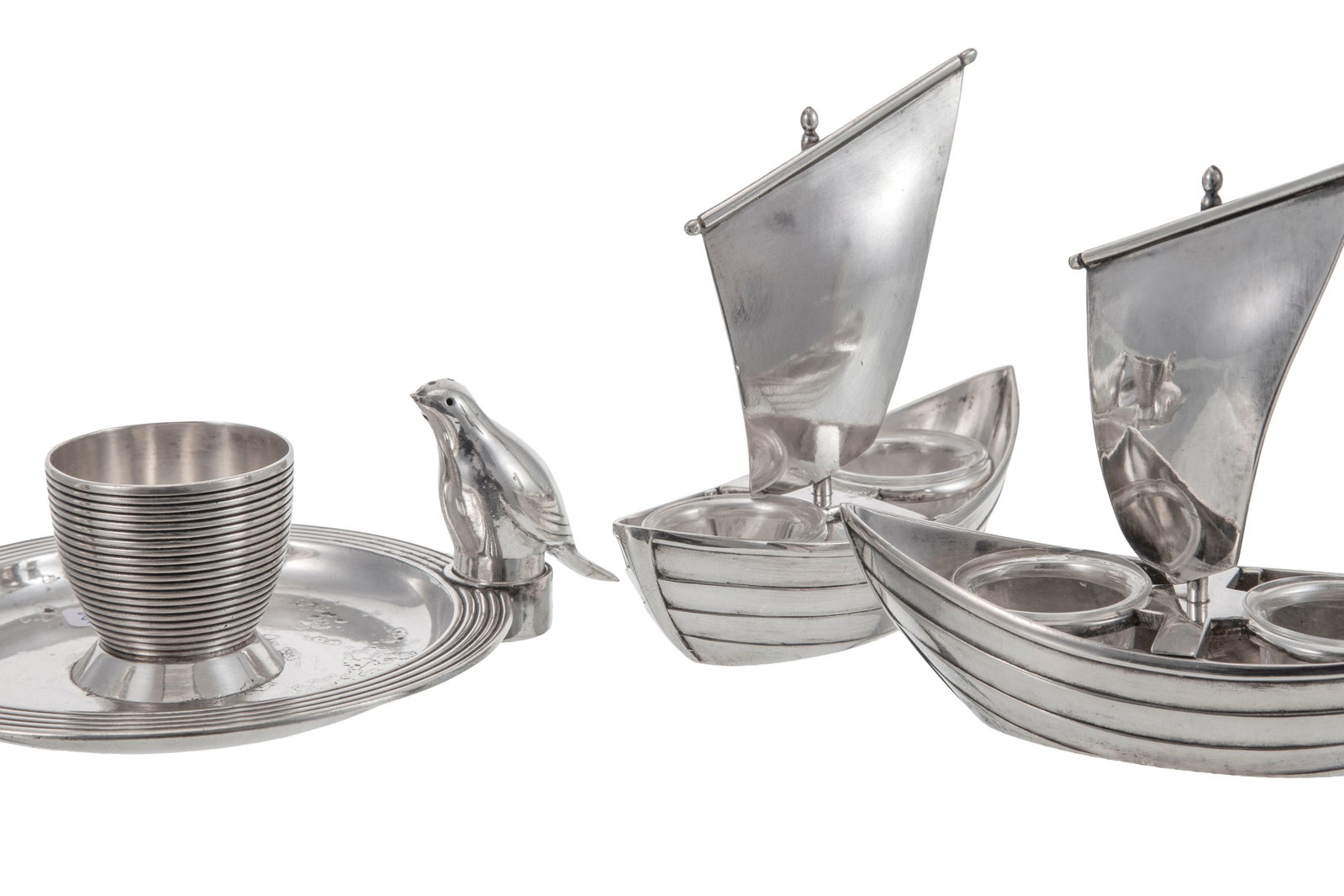 Gallia. Ensemble d'1 coquetier avec salière et poivrières oiseaux et 1 paire de salerons d - 2