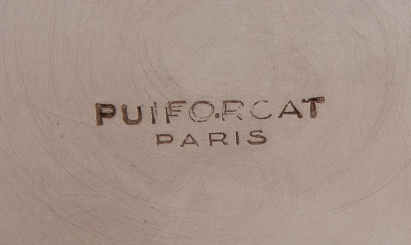 Puiforcat. Grande timbale tulipe en argent Minerve 1er titre, Paris, XXe s., à décor style - 5