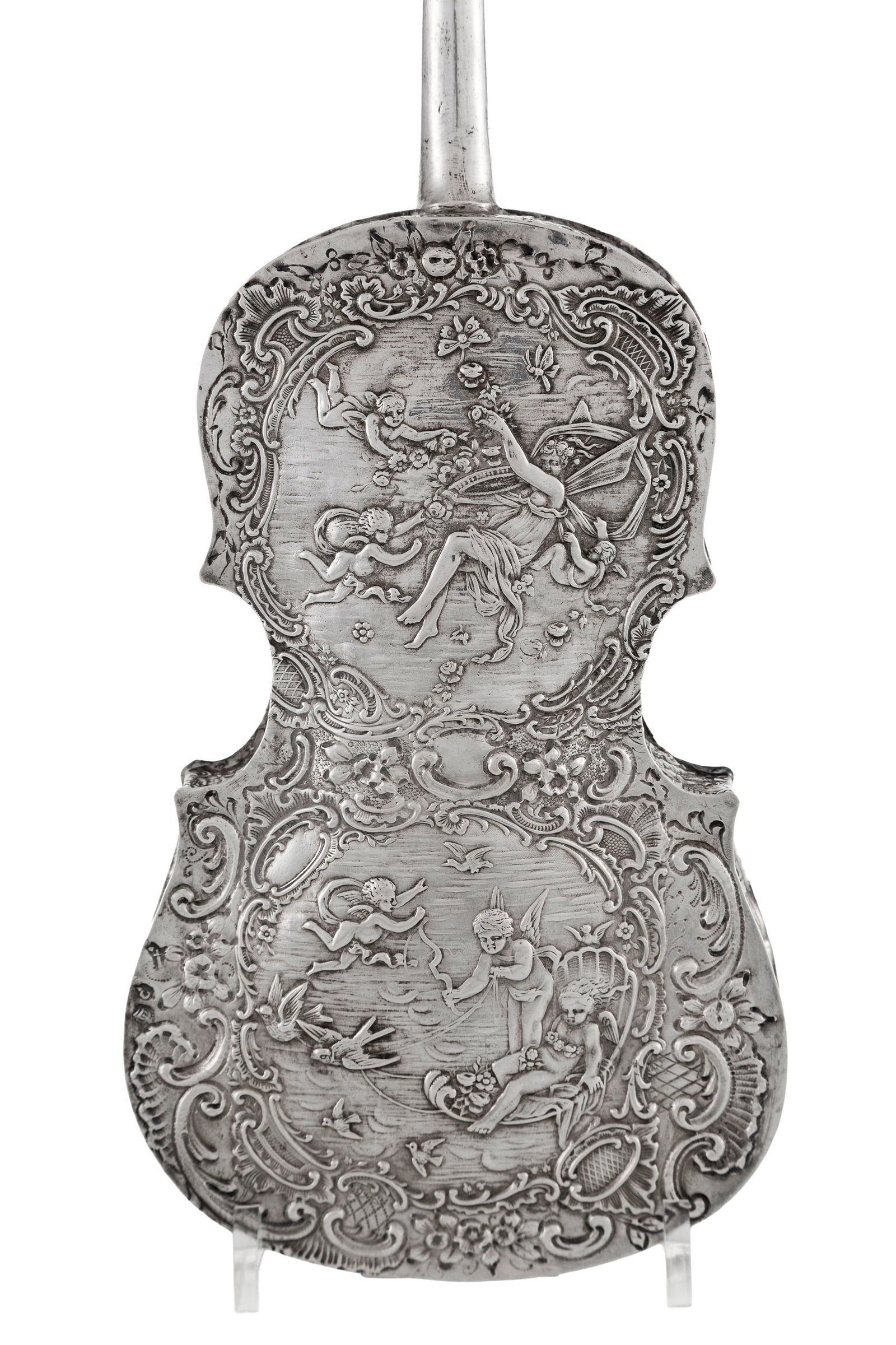 Violon en argent, par Schleissner & Söhne, Hanau, fin XIXe s., à riche décor repouss& - 6
