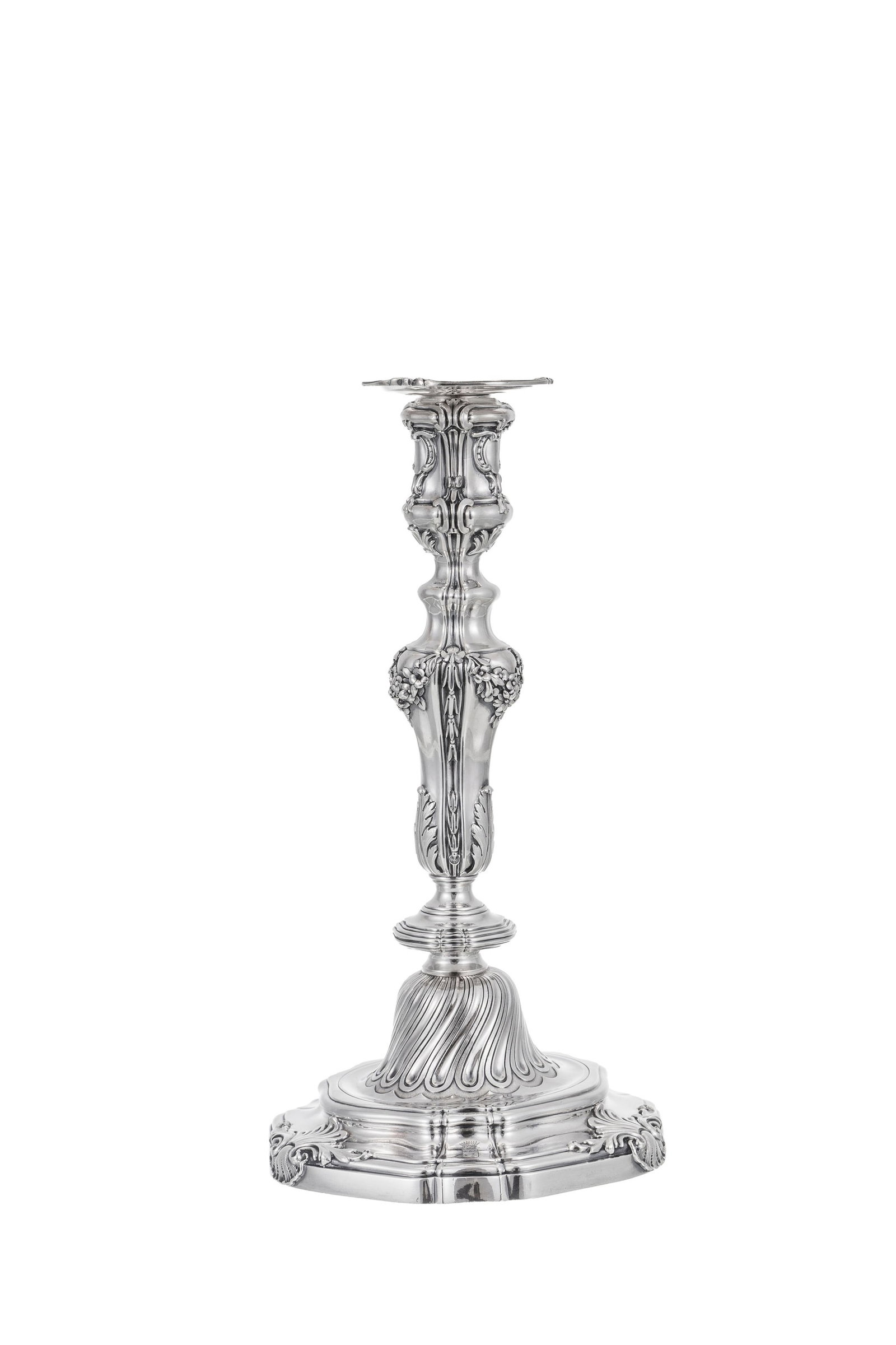 Flambeau en argent, France, porte des poinçons Paris XVIIIe et Minerve 1er titre, à riche  (1 of 1)