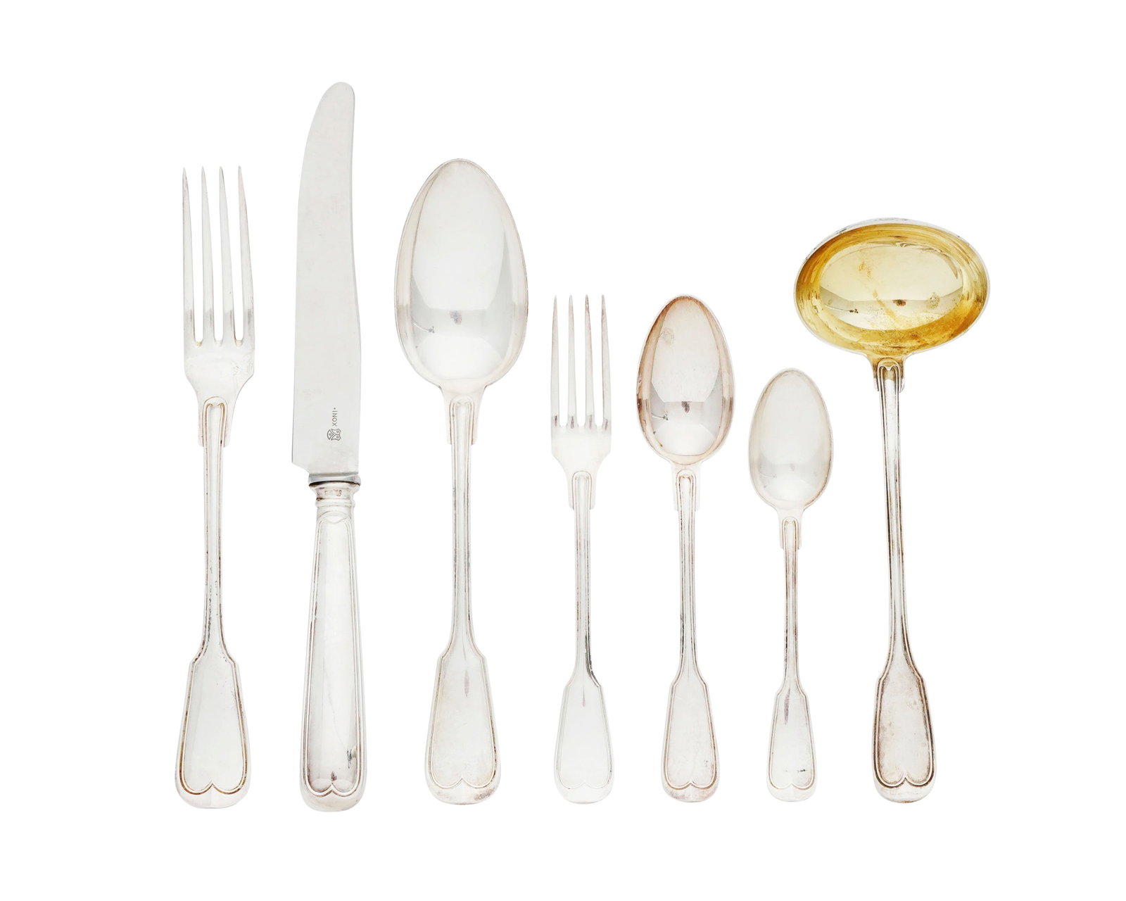 Ménagère en argent 800 Jezler, modèle filets, comprenant 36 pièces: 6 fourchette: Ménagère en argent 800 Jezler, modèle filets, comprenant 36 pièces: 6 fourchettes, 6 couteaux et 6 cuillers de table, 6 fourchettes et 6 cuillers à entremets (2 formats), 6