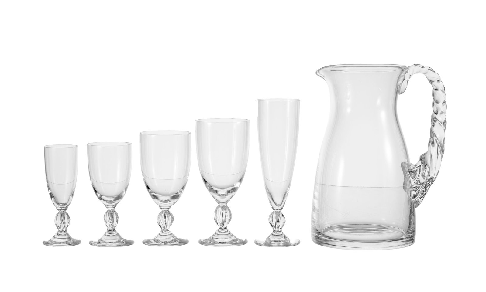 Lalique France. Service de verres en cristal, modèle Fréjus, modèle de Marc Lalique, : Lalique France. Service de verres en cristal, modèle Fréjus, modèle de Marc Lalique, comprenant 58 pièces: 11 flûtes à champagne, 12 verres à eau, 12 verres à