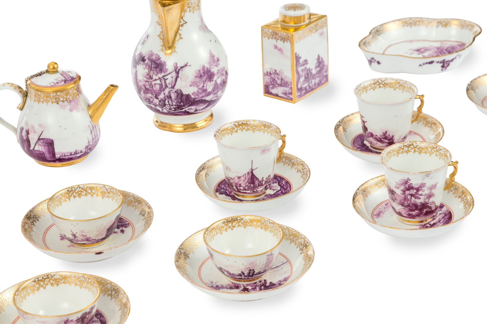 Meissen. Partie de service à thé et à café en porcelaine, avant 1740, à d&# - 2