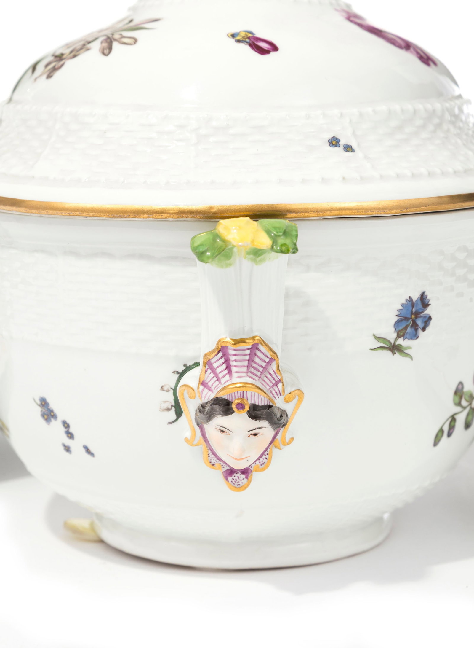 Meissen. Paire de soupières et présentoirs en porcelaine, circa 1750-60, à décor - 2