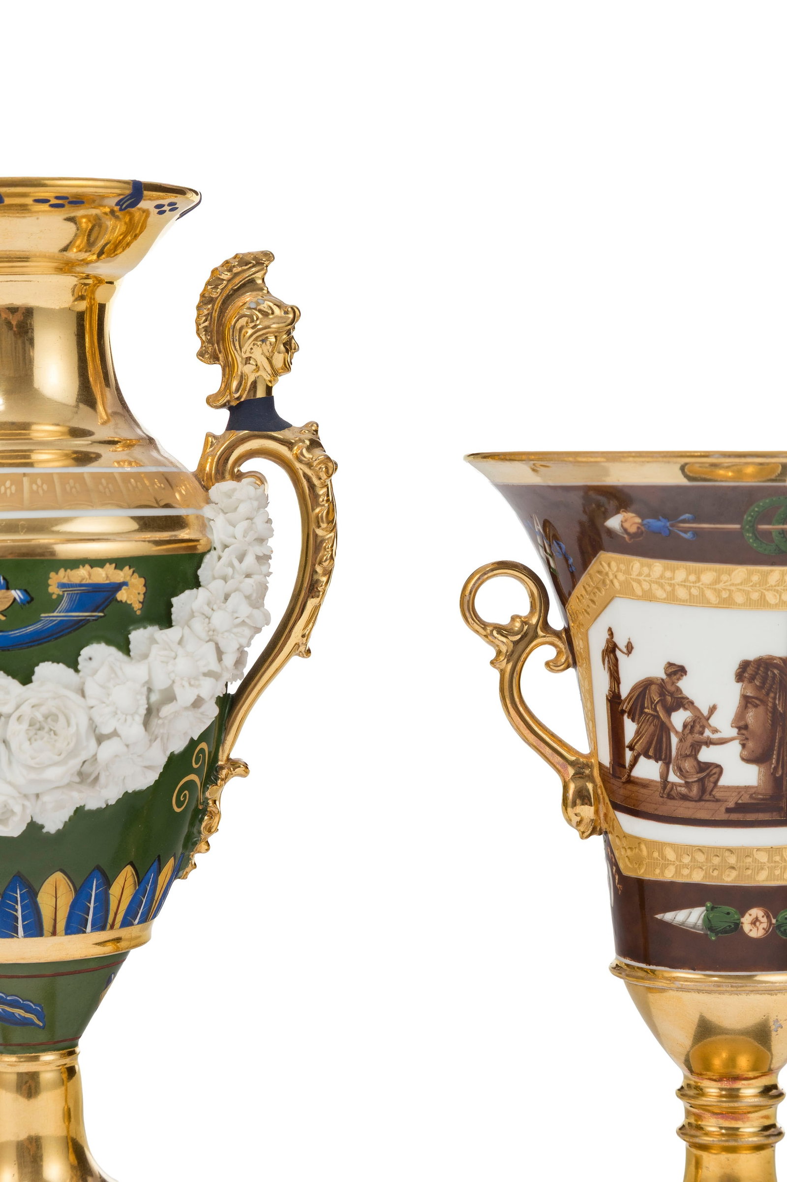 Ensemble de 2 vases en porcelaine de Paris, XIXe s., dont 1 signé or Darté aîné  - 2
