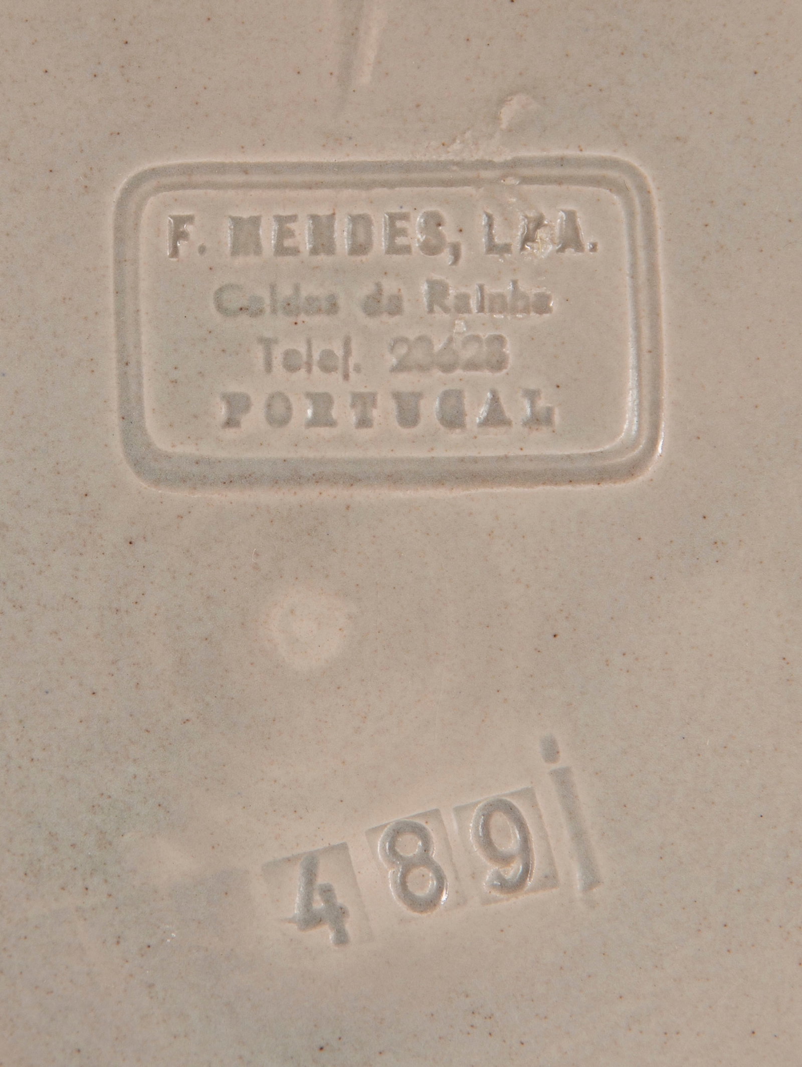 Plat en céramique, Mendes, Portugal, fin XXe s., à motif de crabe, diam. 30 cm - 3