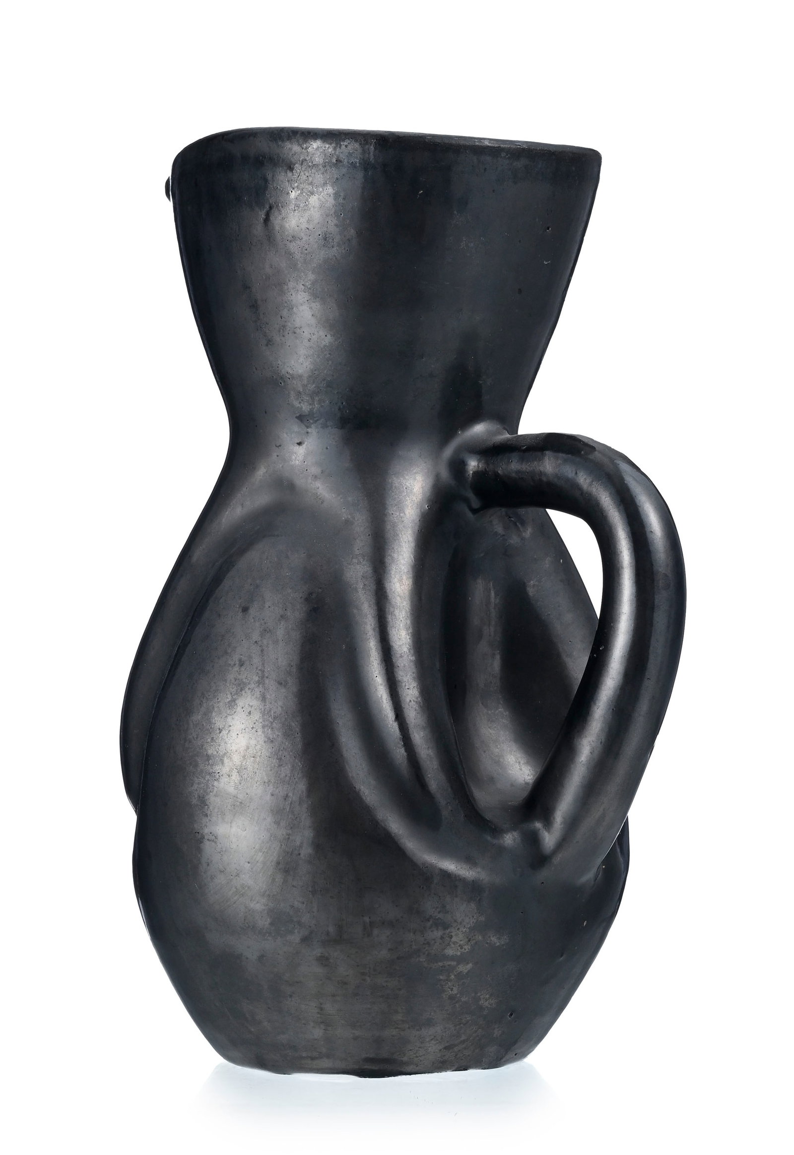 Grand pichet en céramique noire et verte à l'intérieur, signé Vieux Biot, h. 28, - 2