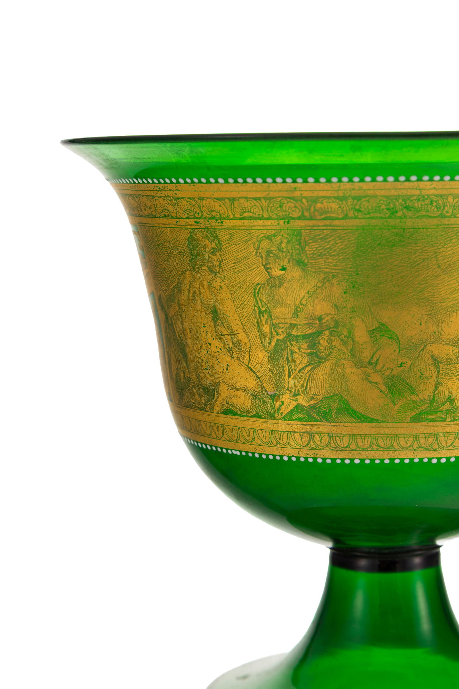 Coupe en verre vert, Venise, XIXe s., à décor fin or d'une scène à l'antique et  - 3