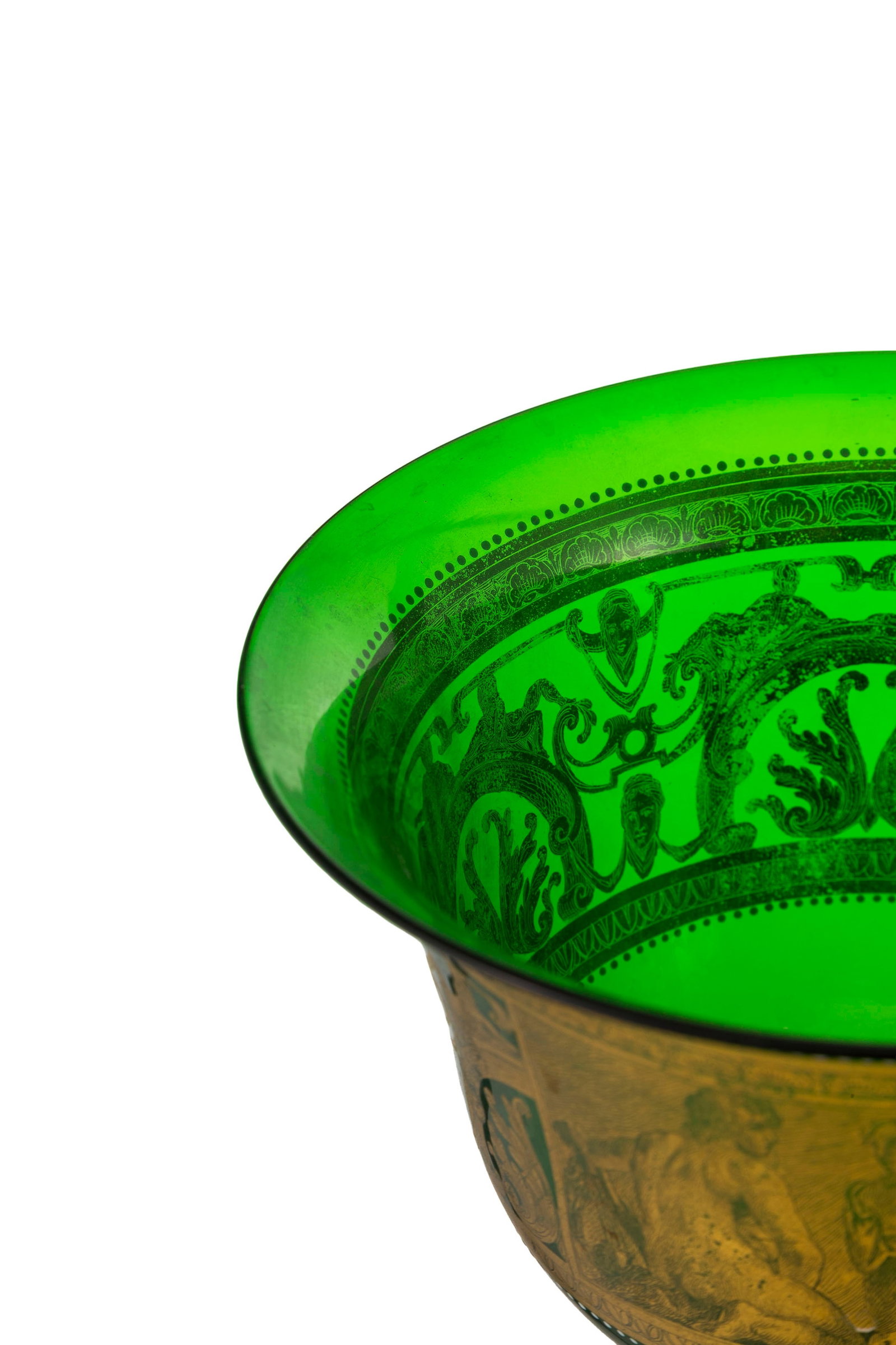 Coupe en verre vert, Venise, XIXe s., à décor fin or d'une scène à l'antique et  - 4