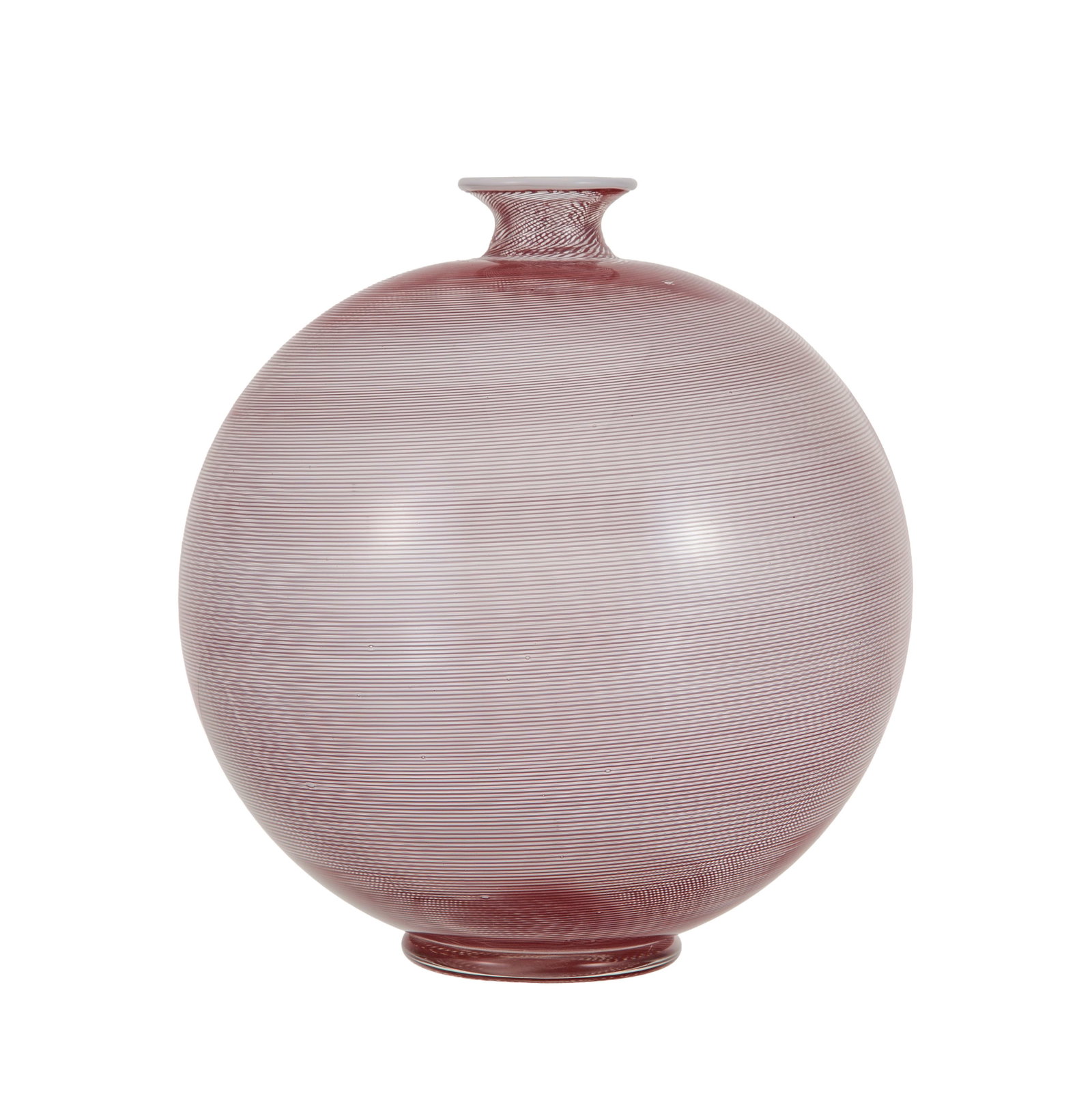 Barovier & Toso. Vas boule à petit col ourlé en verre de Murano, à décor filigra: Barovier & Toso. Vas boule à petit col ourlé en verre de Murano, à décor filigrané rouge, h. 21,5 cm