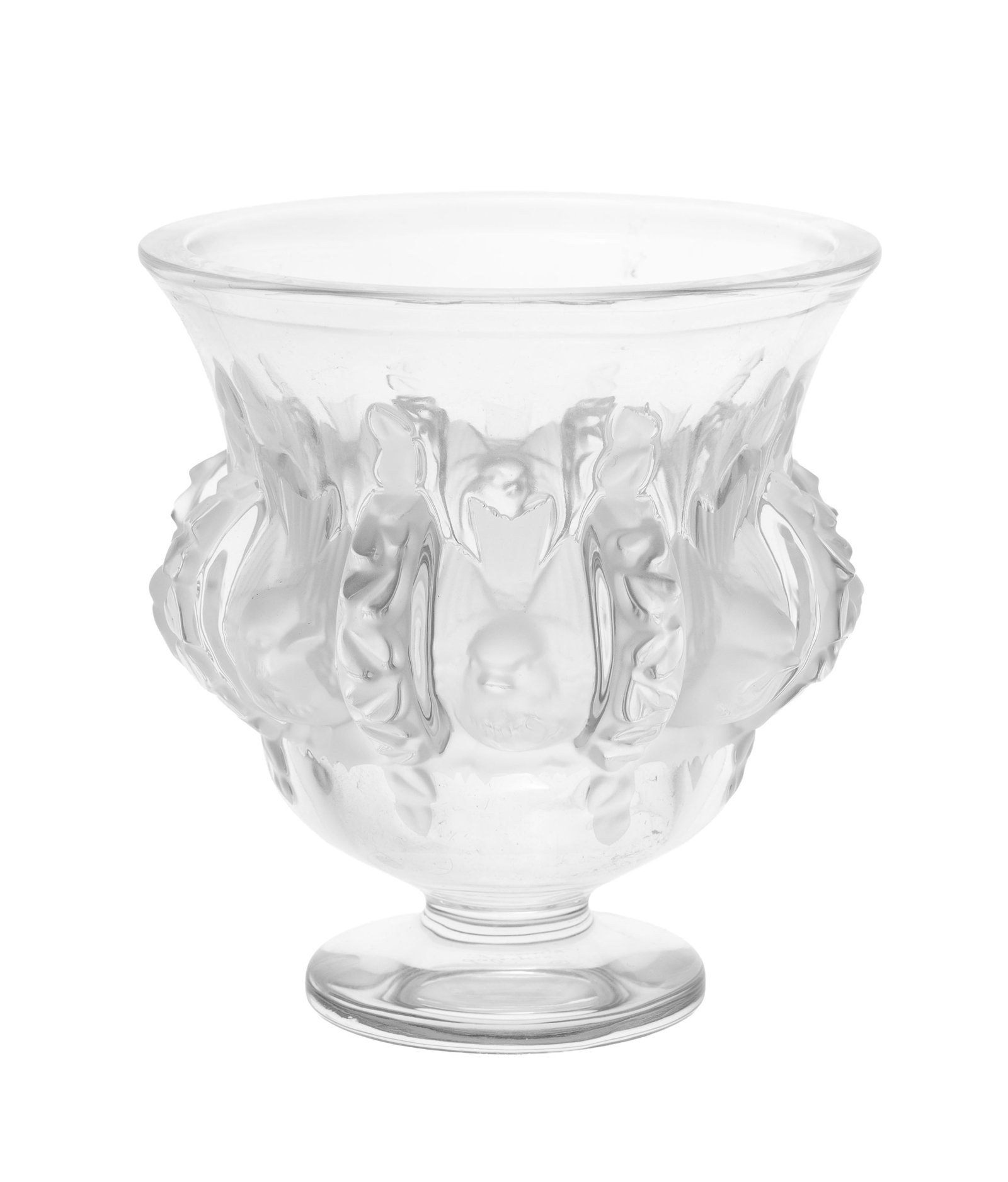 Lalique France. Vase en verre moulé-pressé en partie satiné, modèle Dampierre, s: Lalique France. Vase en verre moulé-pressé en partie satiné, modèle Dampierre, signature à la pointe, h. 12,5 cm