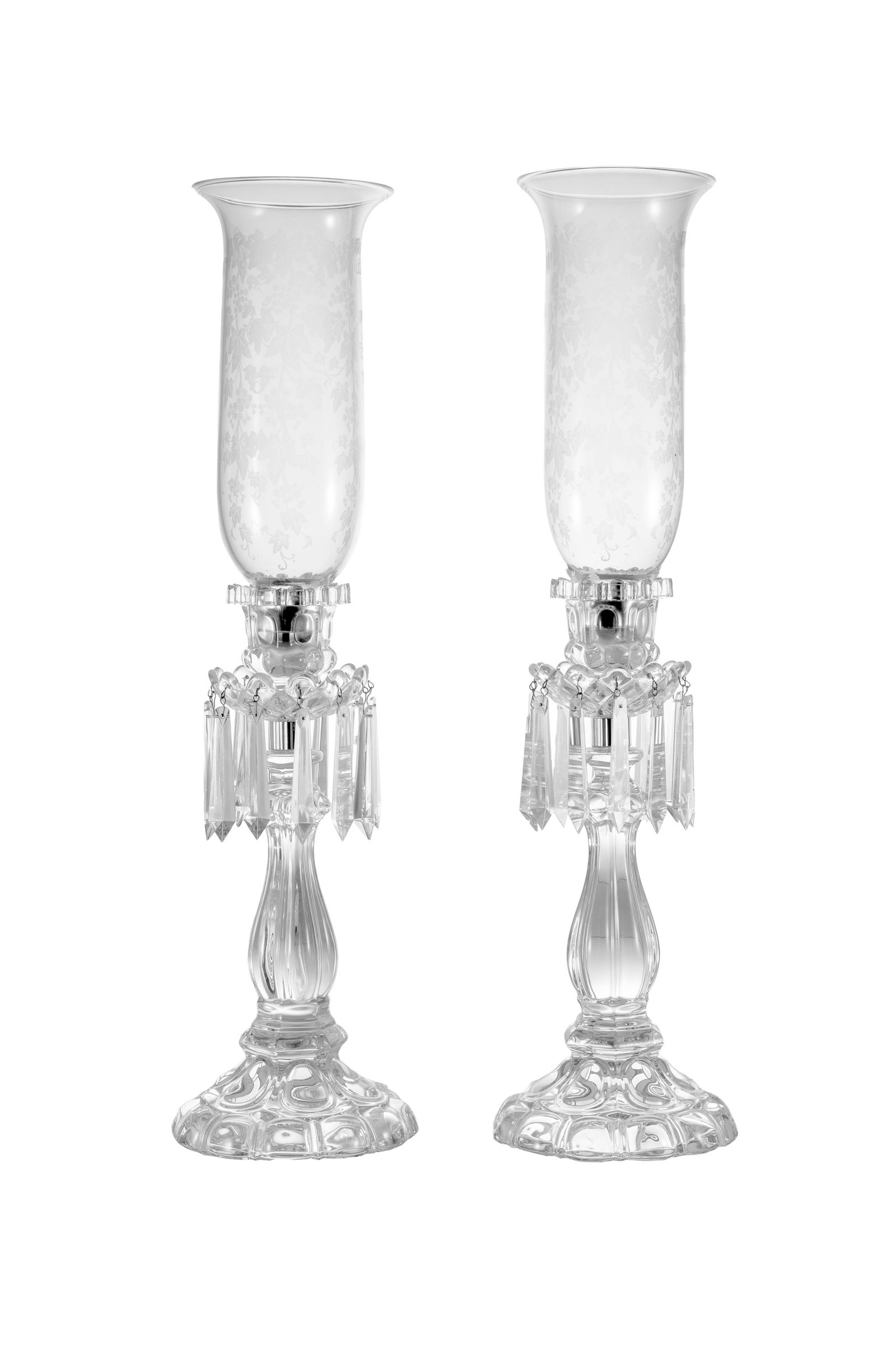 Saint-Louis. Paire de photophores en cristal, XXe s., le fût balustre sur piédouche moulur (1 of 1)