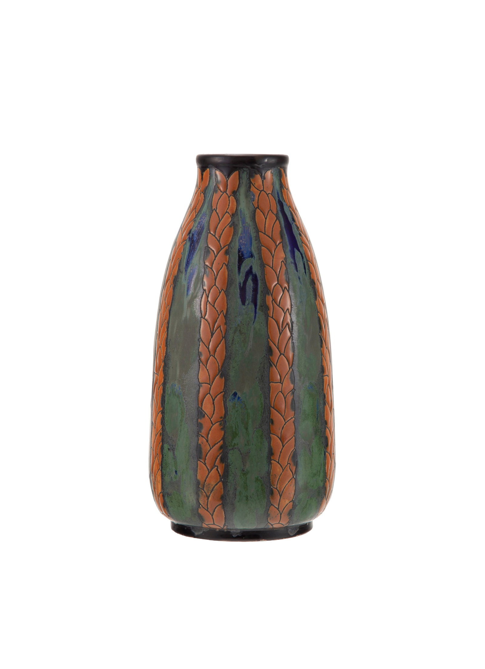 Keramis. Vase "La Maîtrise" en grès émaillé, La Louvière, Belgique, mod: Keramis. Vase "La Maîtrise" en grès émaillé, La Louvière, Belgique, modèle de Maurice Dufrêne (1876-1955), à décor de feuillage stylisé, D.702 et