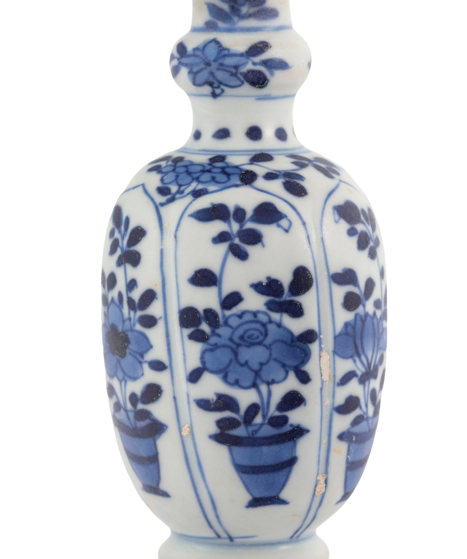 Ensemble de 4 petits vases en porcelaine, Chine, ca 1690: tous provenant du "Vung Tau Cargo" et au d - 9