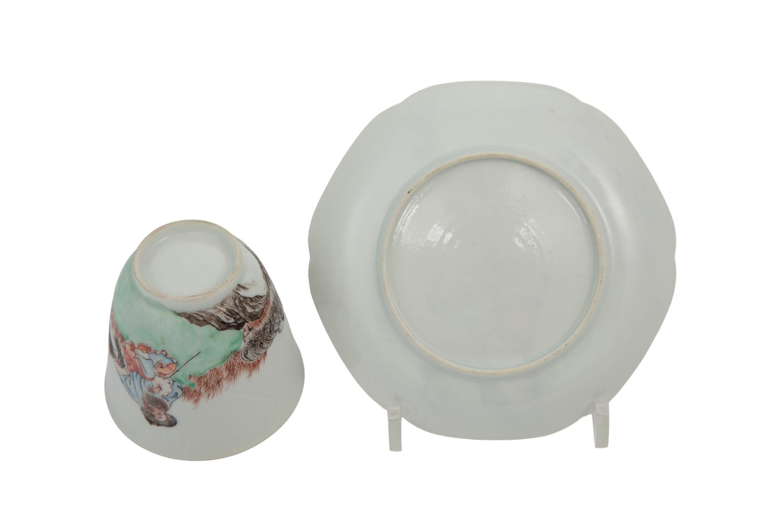 Coupe et sa soucoupe en porcelaine, Chine, XVIIIe s., chacune au décor d'un berger et ses mouto - 4