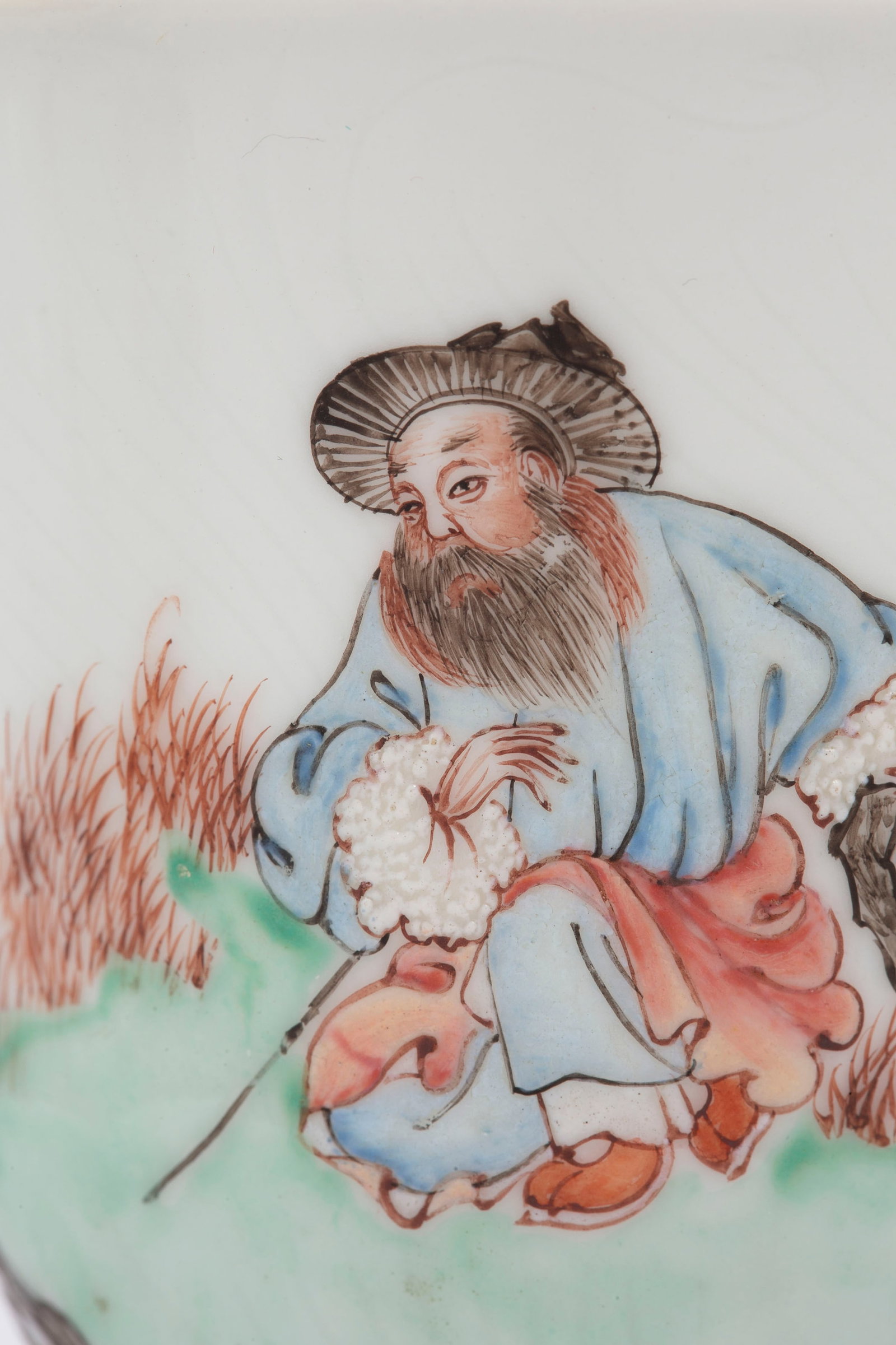 Coupe et sa soucoupe en porcelaine, Chine, XVIIIe s., chacune au décor d'un berger et ses mouto - 5