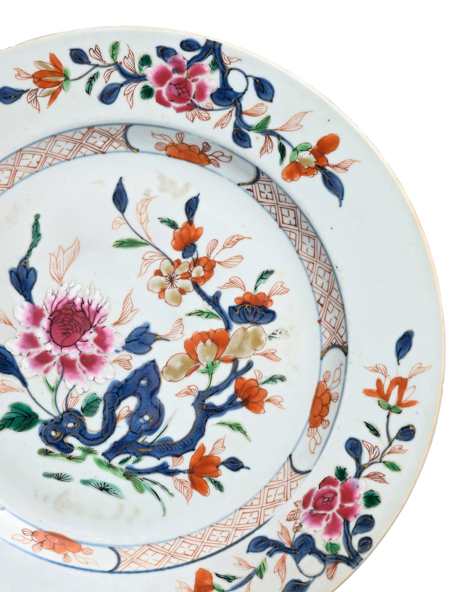 2 assiettes en porcelaine famille rose, Chine, XVIIIe s., les deux au décor de fleurs, une plat - 4