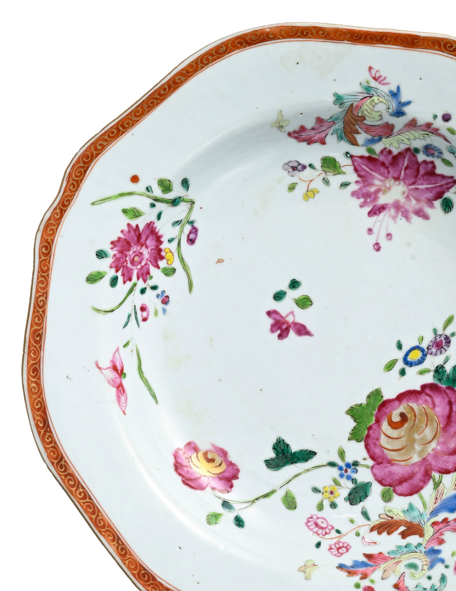 2 assiettes en porcelaine famille rose, Chine, XVIIIe s., les deux au décor de fleurs, une plat - 5
