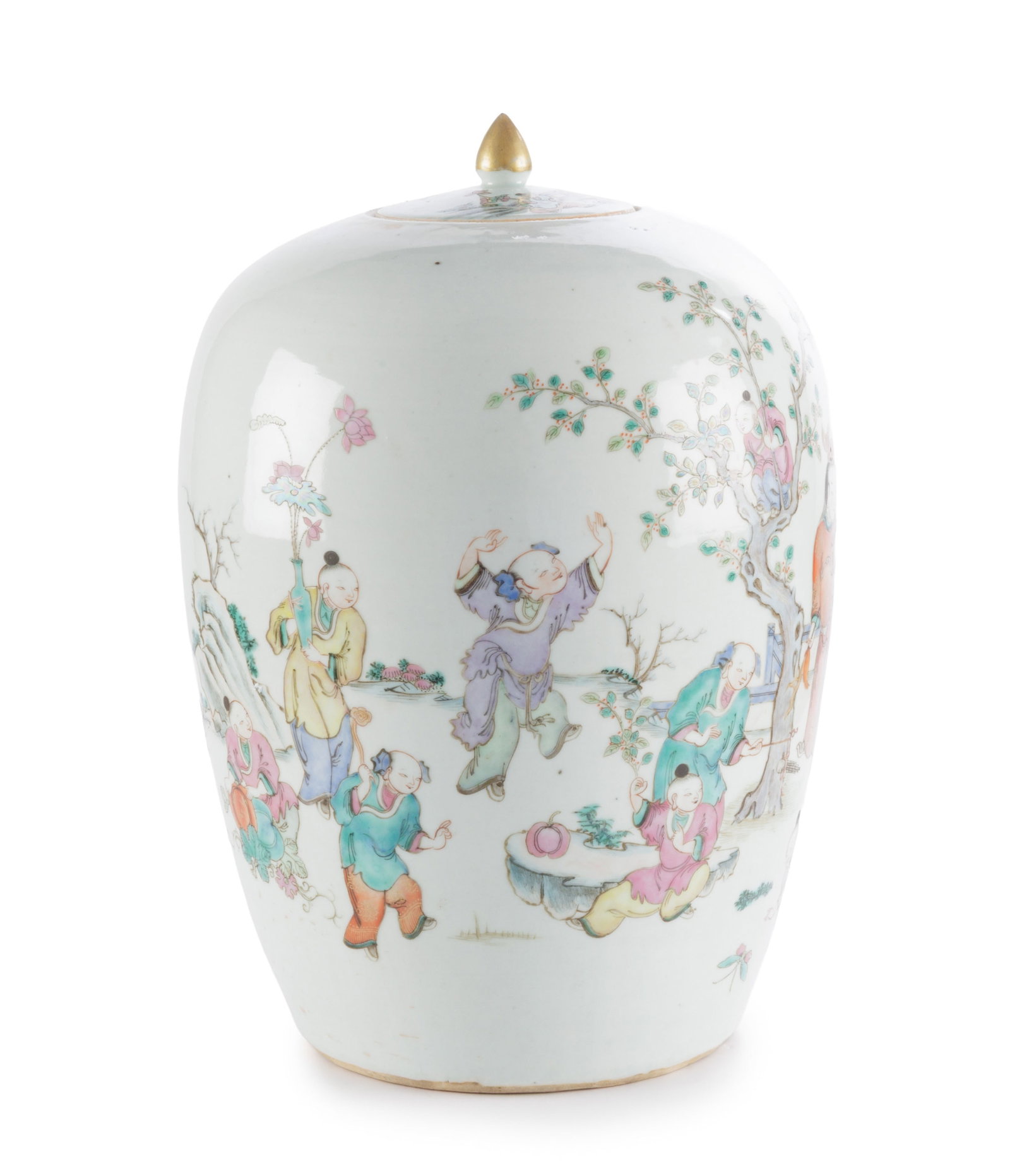 Pot couvert en porcelaine famille rose, Chine, XIX-XXe s., décor de multiples enfants jouant da - 2