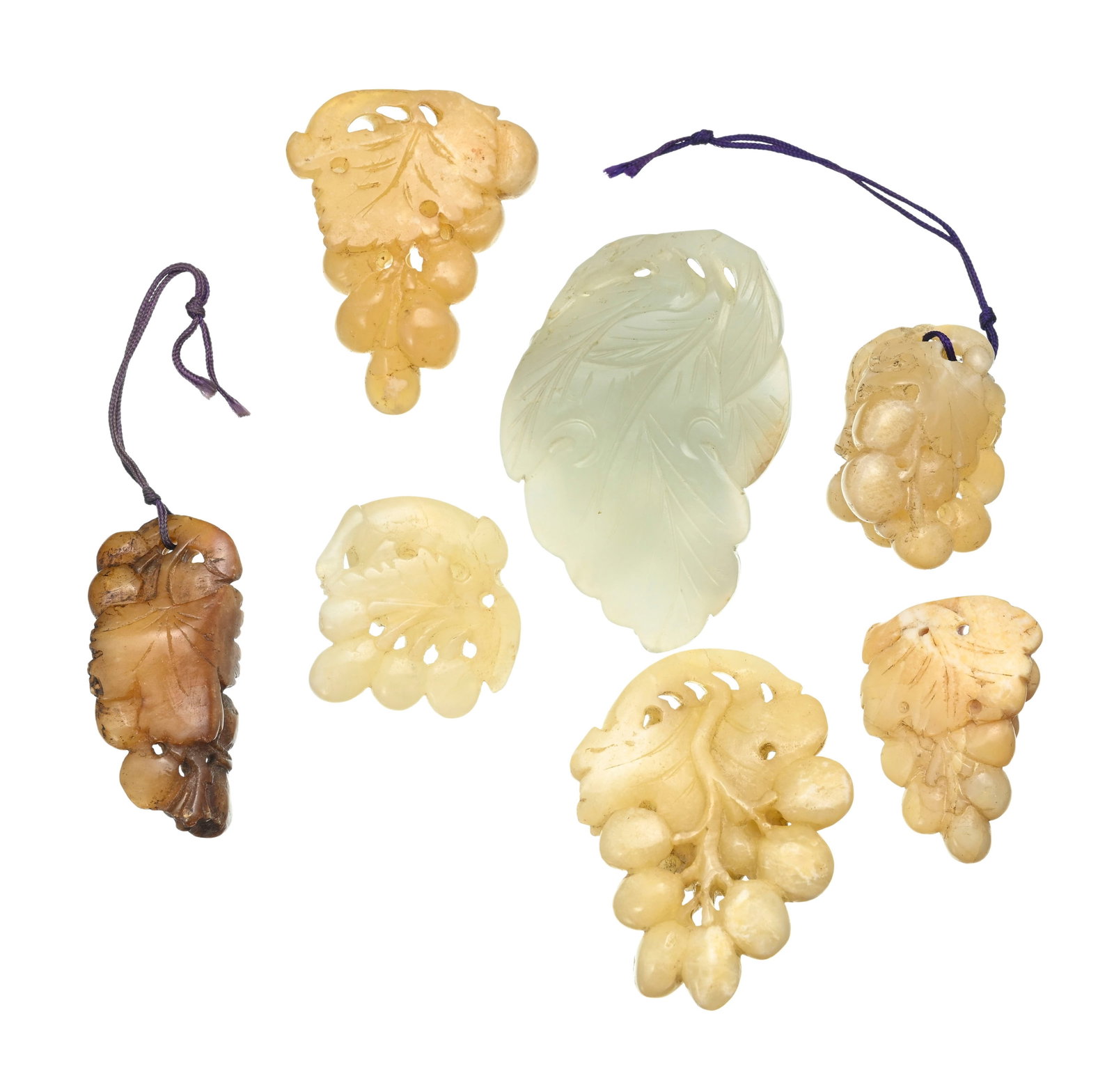 Grappes de raisins, ensemble de 7 sculptures en jade, Chine, dont 4 avec écureuil, tailles dive - 2