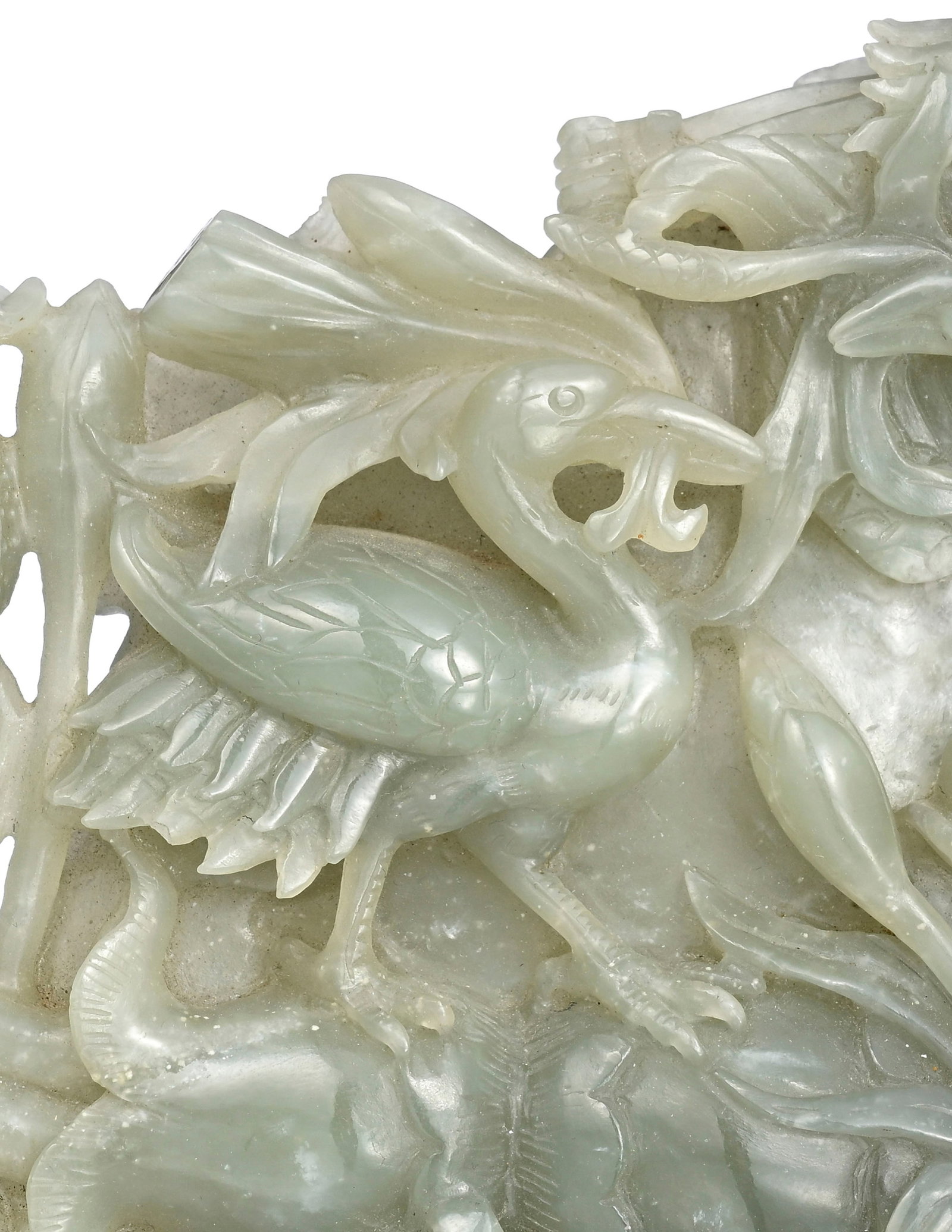 Oiseaux parmi lotus, sculpture en jade, Chine, l. 16 cm Provenance: achat chez Piguet Hôtel d - 3