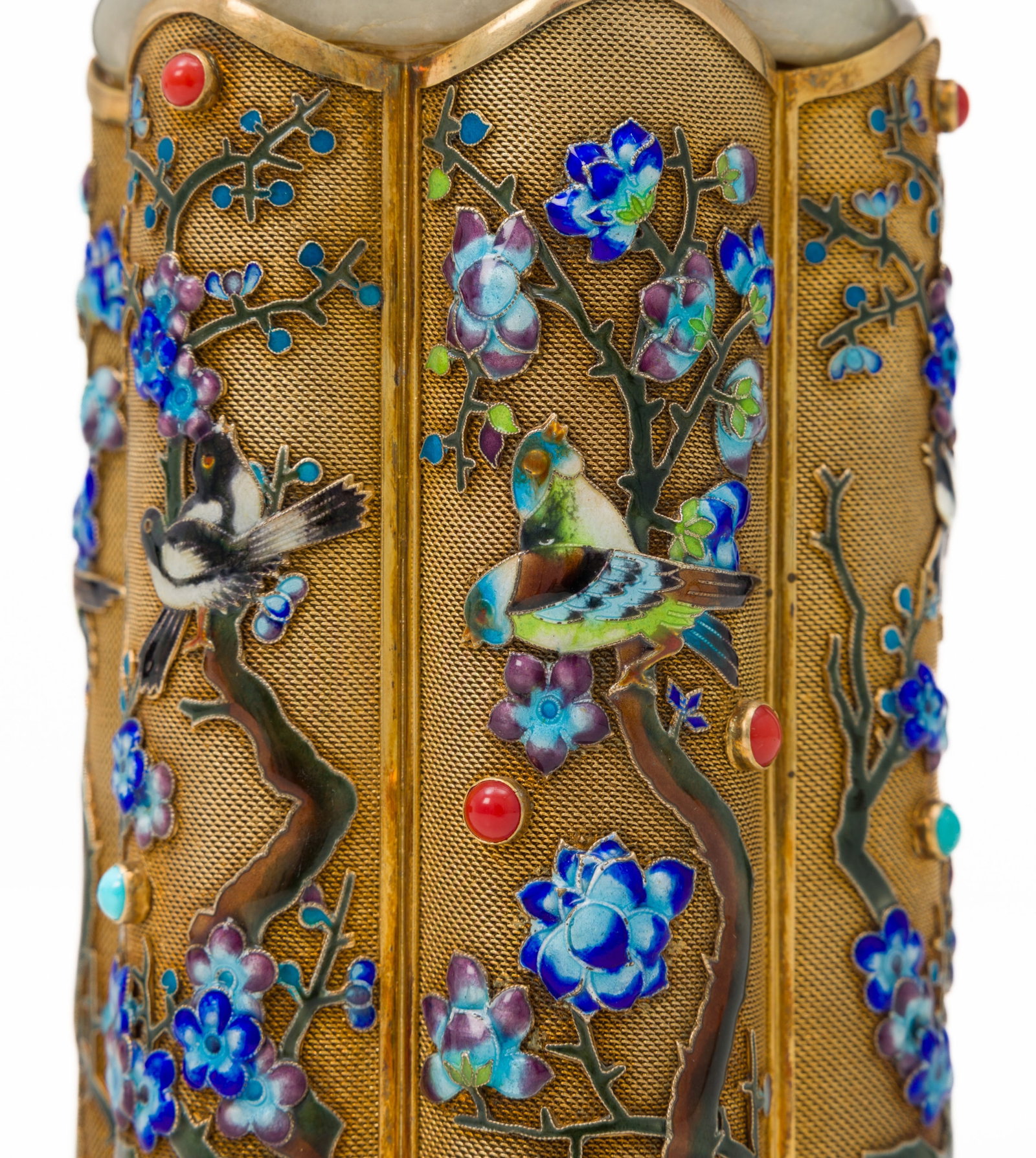 Boîte floriforme en argent doré, filigrane, cerclage en jade et incrustations de corail et - 3