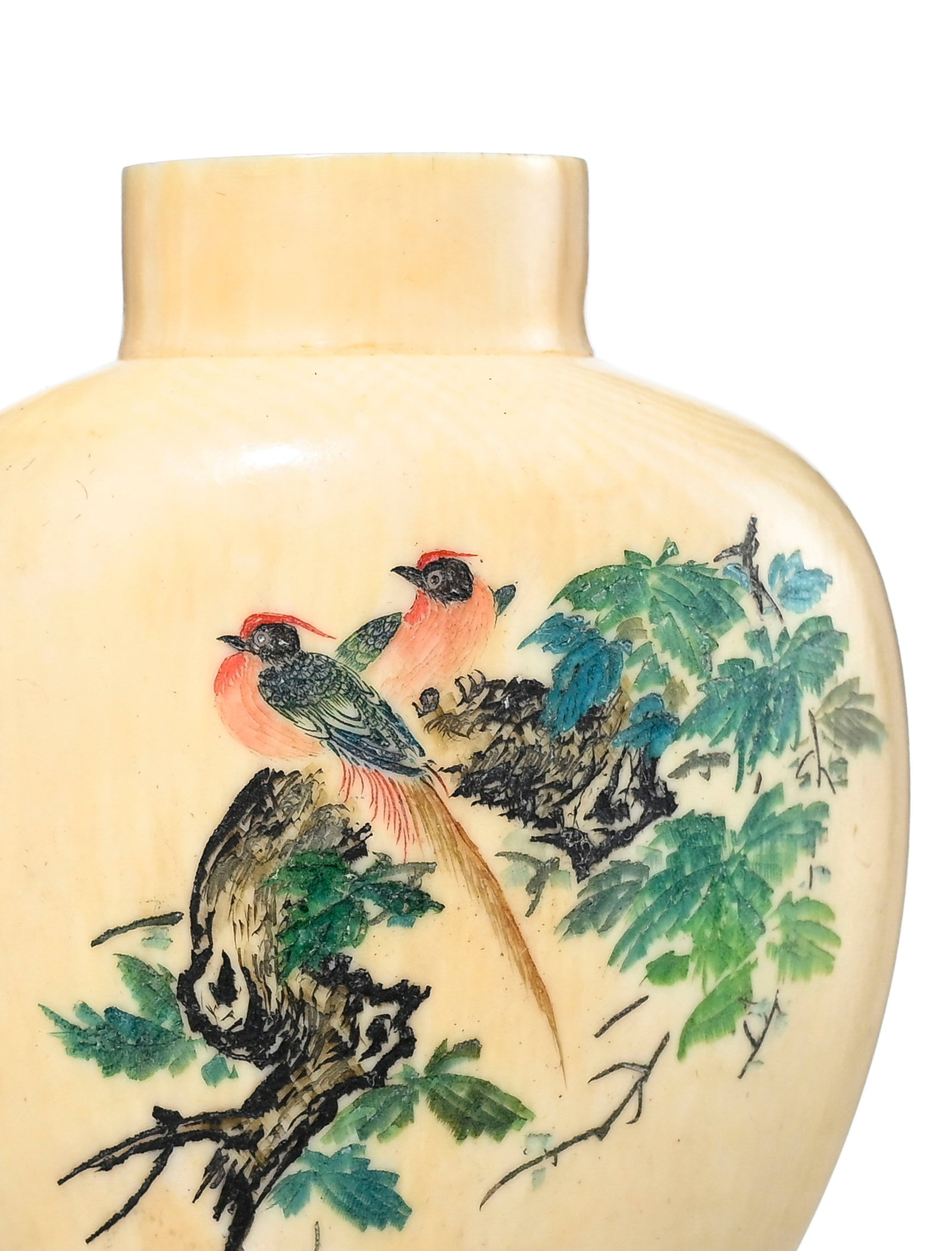 Ensemble de 4 flacons à priser en ivoire avec rehauts de polychromie, Chine, première moit - 4