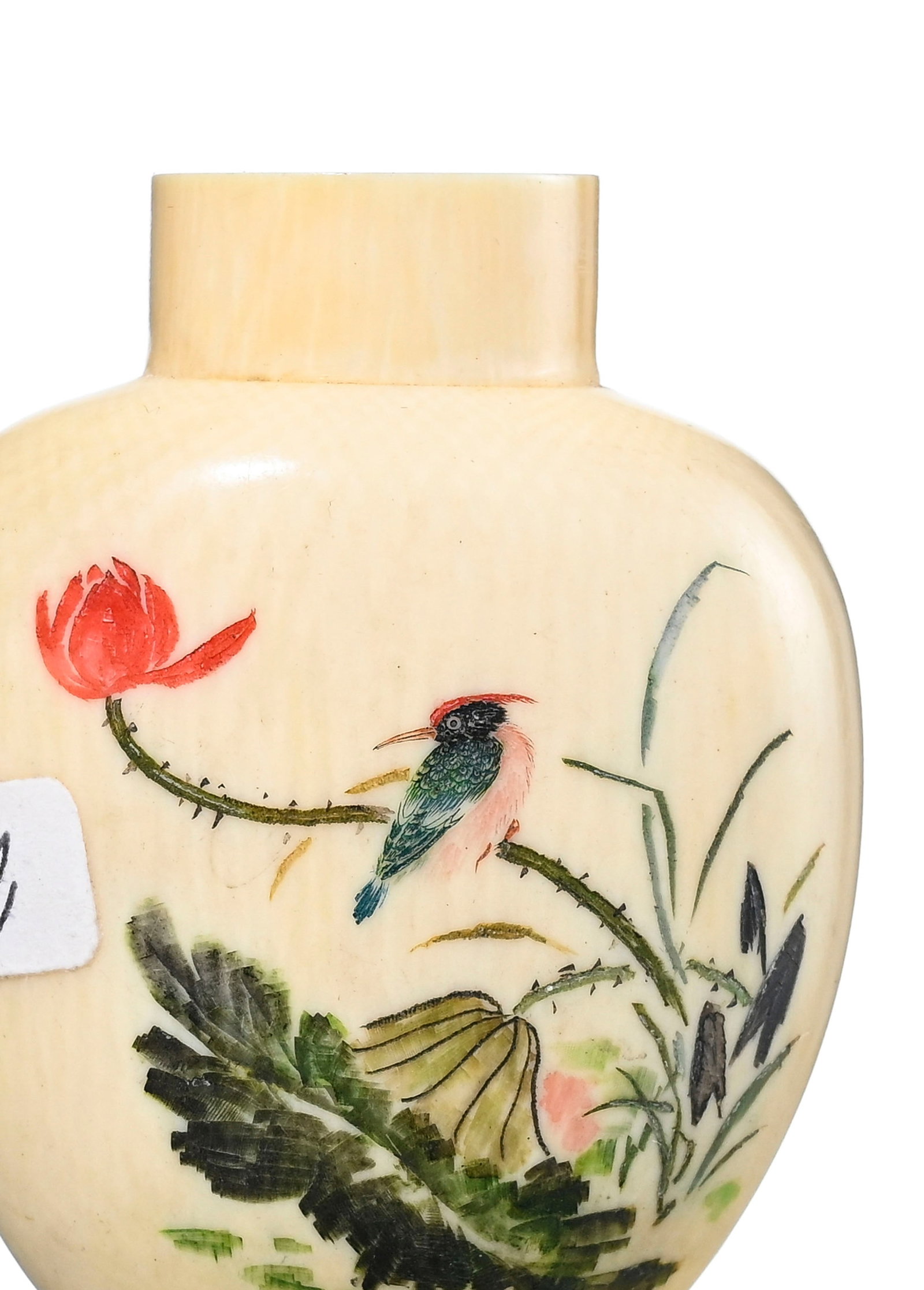 Ensemble de 4 flacons à priser en ivoire avec rehauts de polychromie, Chine, première moit - 5