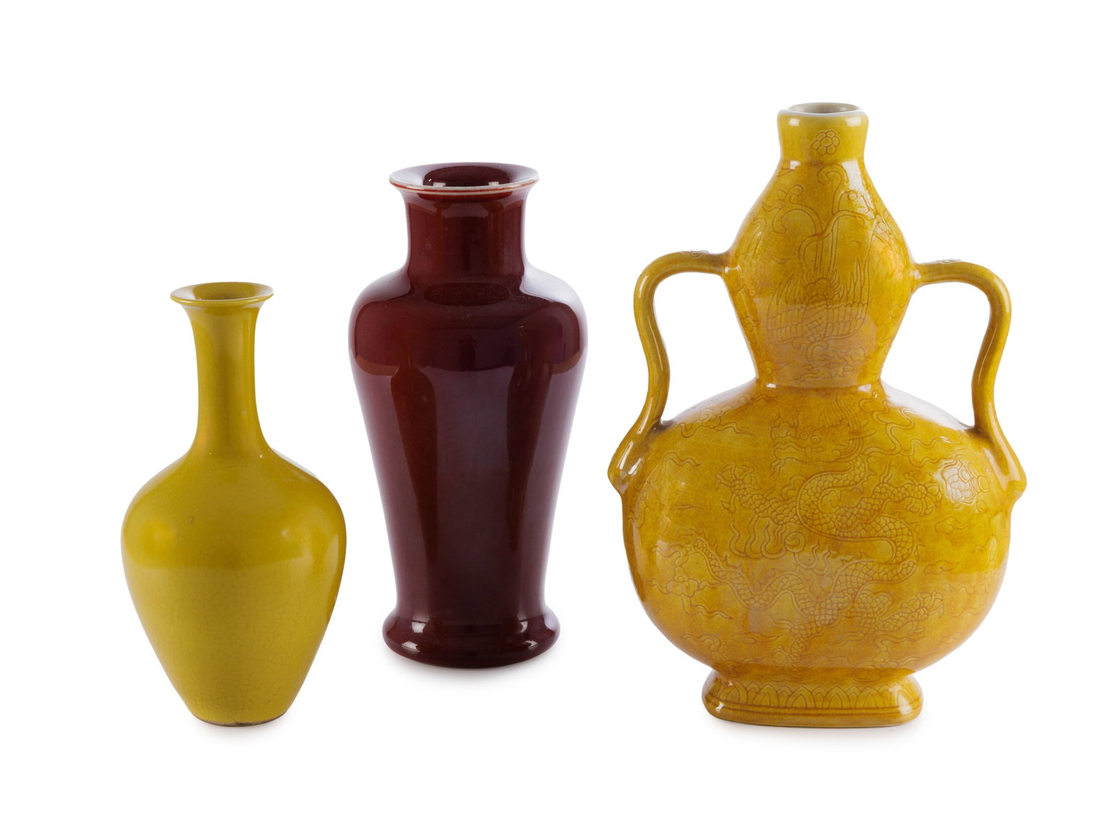 Ensemble de 3 vases en porcelaine à glaçure monochrome, Chine, XXe s.: 1 à glaçu (1 of 7)
