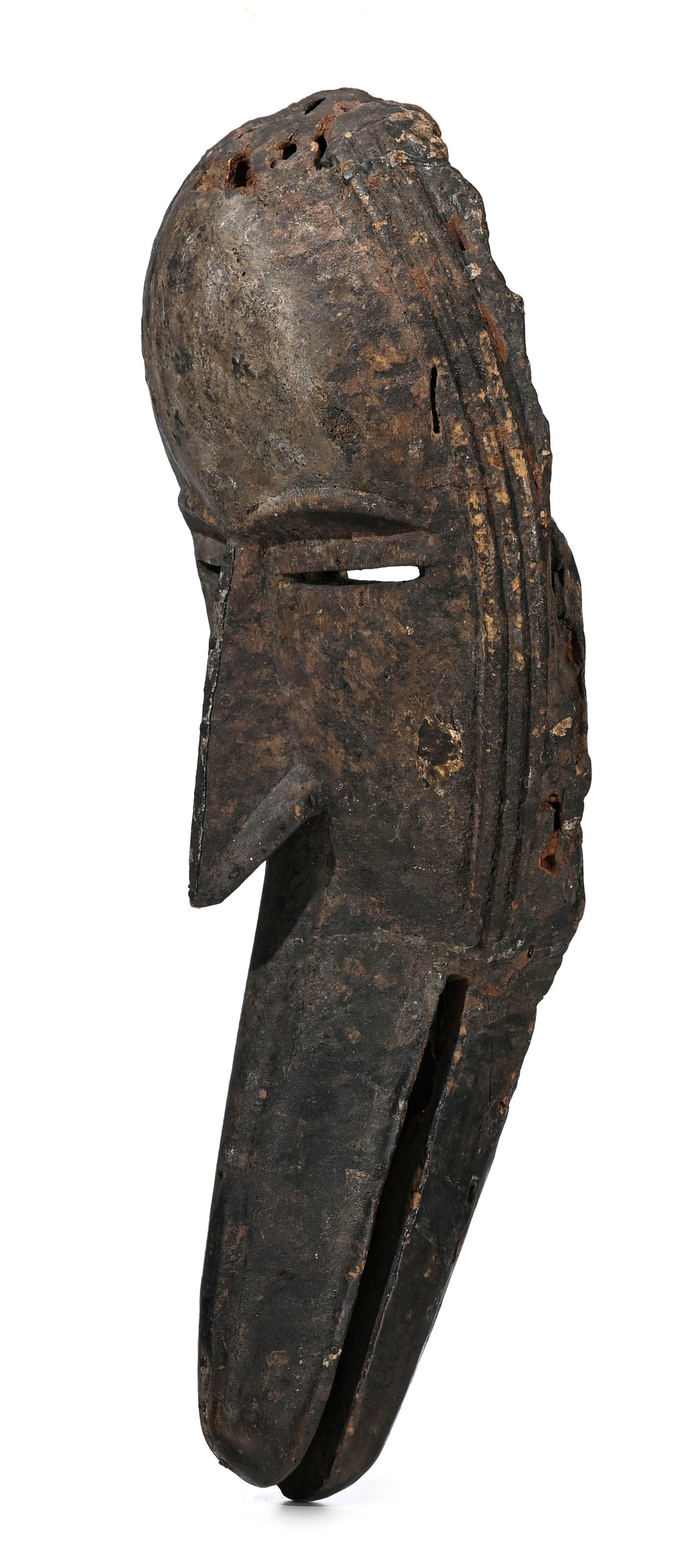 Masque anthropo-zoomorphe Dan/Mahou, bois à patine brun foncé et croûteuse, visage au - 2