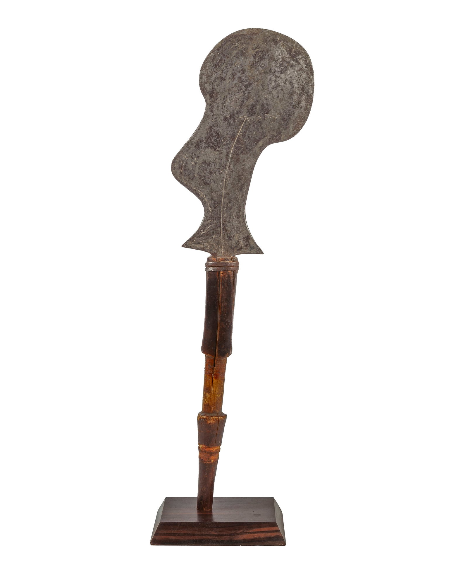 Couteau rituel Momvu, lame discoïdale à décor en pointillé incisé, long man - 4