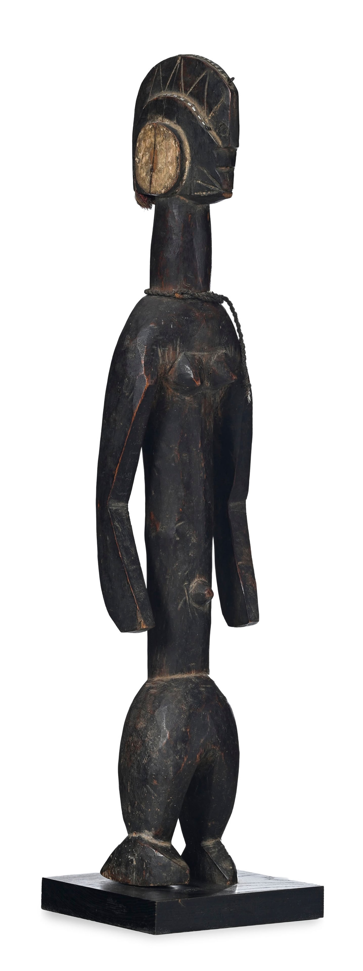 Belle statue anthropomorphe Mumuye, bois à patine brune et grise à reflets rougeâtres (1 of 8)