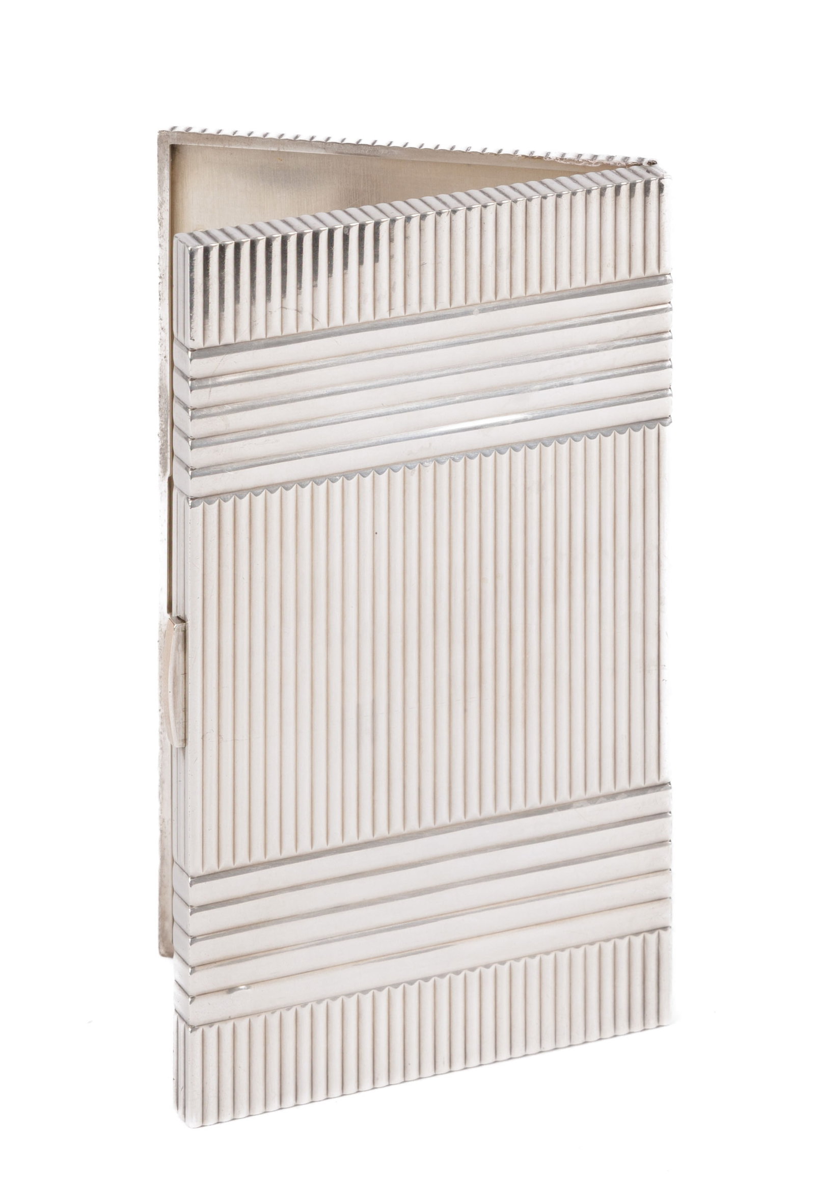 Boîte à cigarettes en argent, fermoir et initiales en or, France XXe s., 13x8 cm, 190g - 5