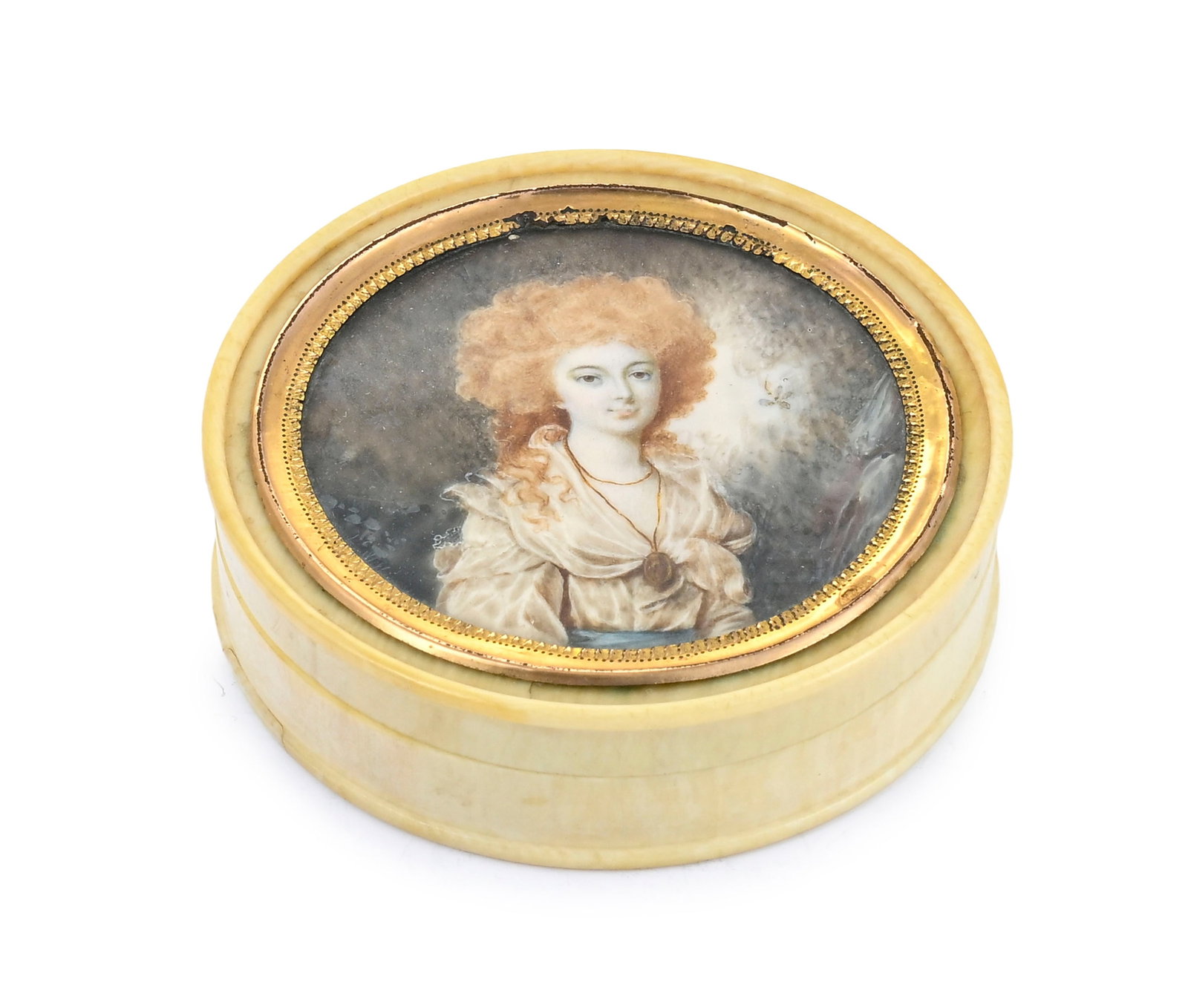 Boîte en ivoire et écaille centré d'un portrait en miniature, France XIXe s., figuran - 3