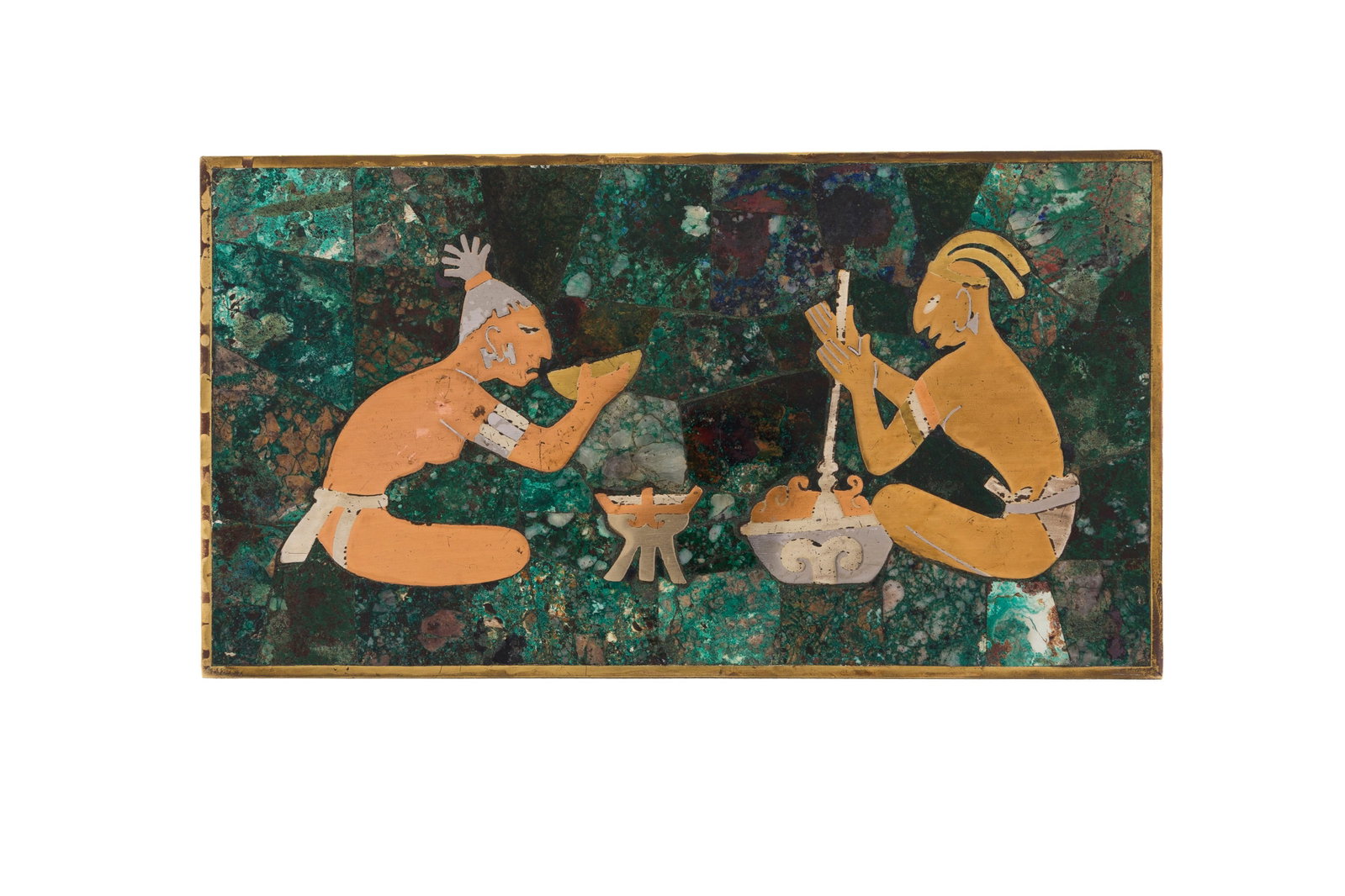 Boîte rectangulaire à cigarettes en laiton et pierre dure verte type malachite, Mexique, X: Boîte rectangulaire à cigarettes en laiton et pierre dure verte type malachite, Mexique, XXe s., à décor de personnages, 19,5x11 cm