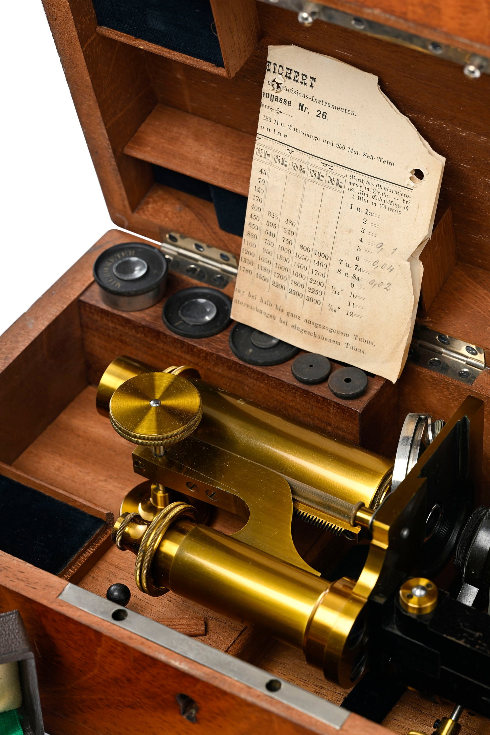 Microscope Carl Reichert à Vienne, n° série 5134 (1887), dans son coffret originel en - 6