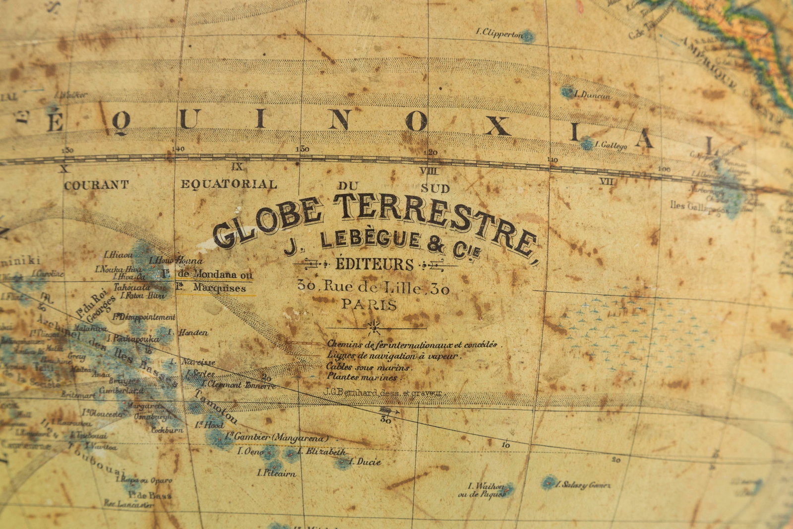Globe terrestre par J. Lebegue & Cie éditeurs à Paris, début XXe s., pieds en bois no - 5