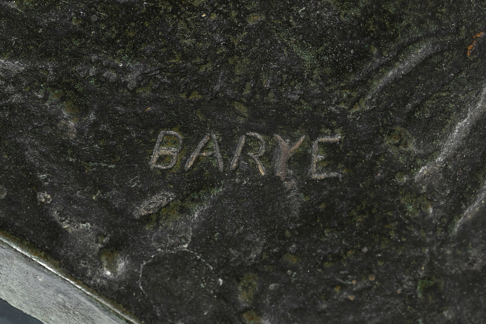 Antoine Louis Barye (1796-1875), Le cerf, bronze à patine verte, 2ème moitié XIXe s., - 5