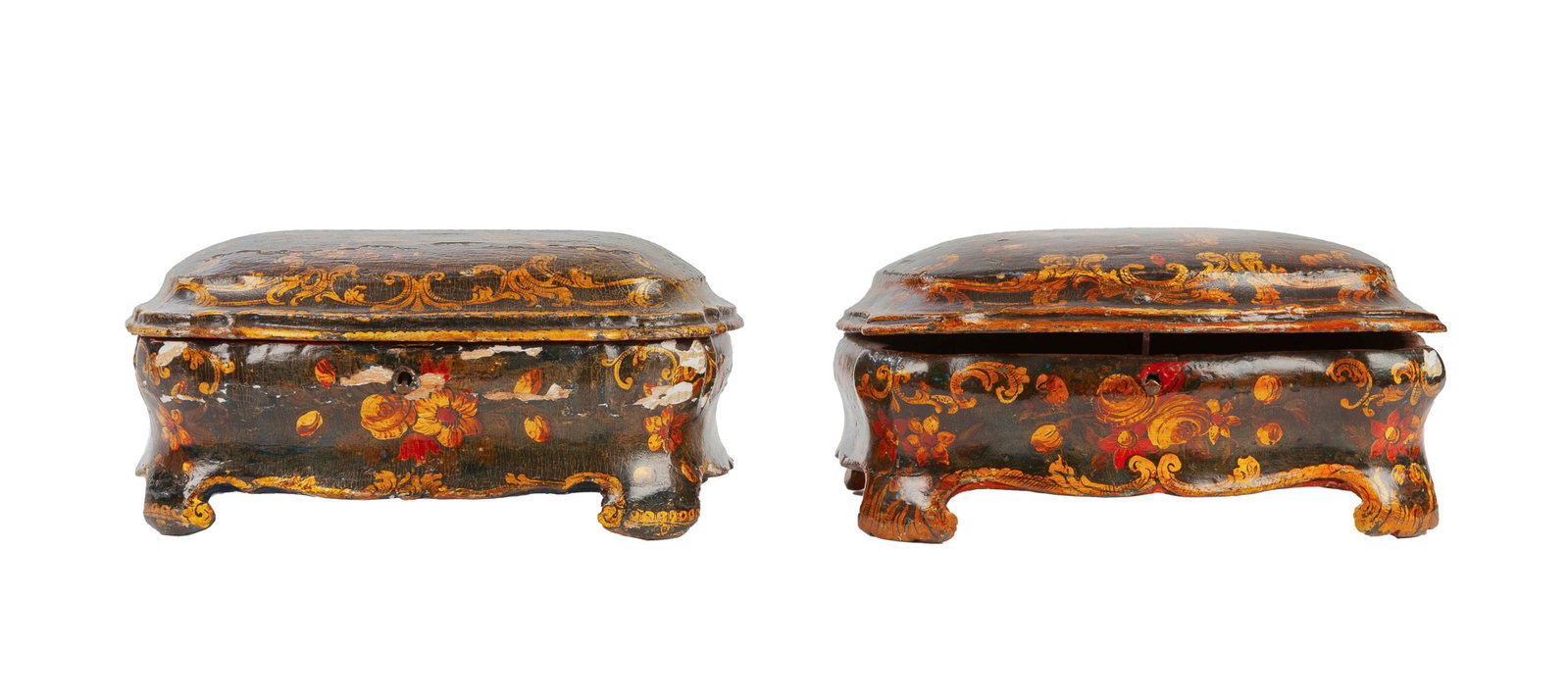 Paire de boîtes, Venise, XVIIIe s., en bois laqué bleu et or à décor de scè - 2