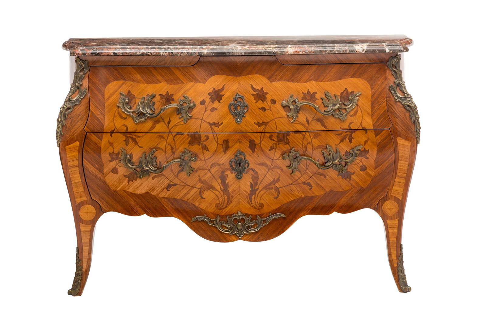 Commode de style Louis XV, XXe s., en placage de bois de rose à décor de rinceaux fleuris : Commode de style Louis XV, XXe s., en placage de bois de rose à décor de rinceaux fleuris en marqueterie, ouvrant en façade par deux tiroirs, plateau en marbre, 84x128x63 cm Condition d