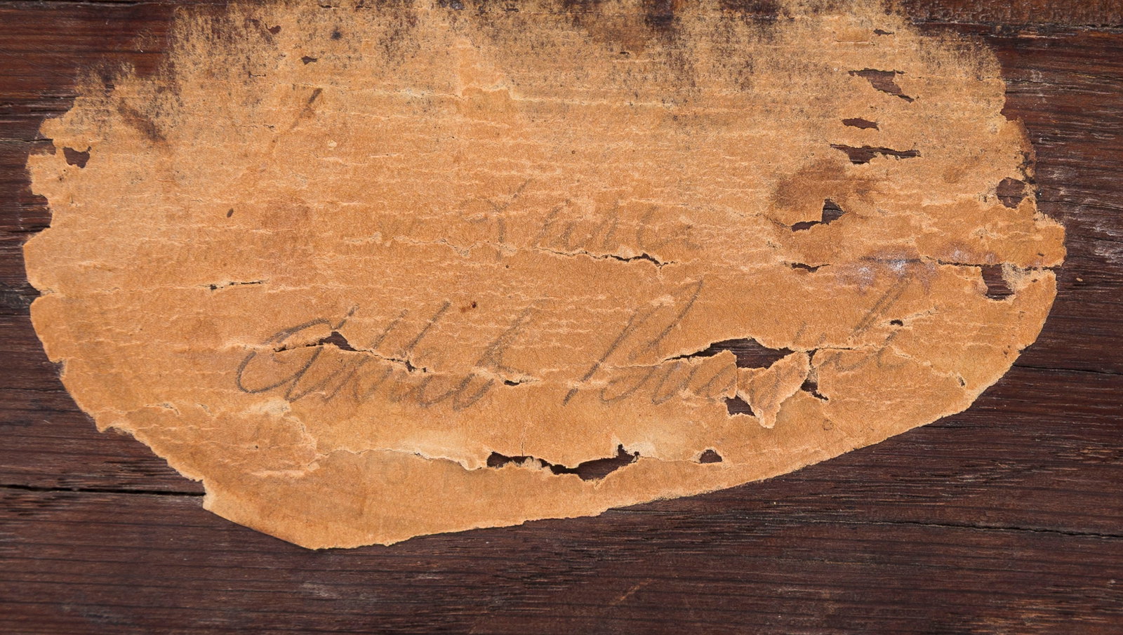 Table de milieu en partie d'époque Louis XVI, à décor de croisillons en marqueterie s - 3