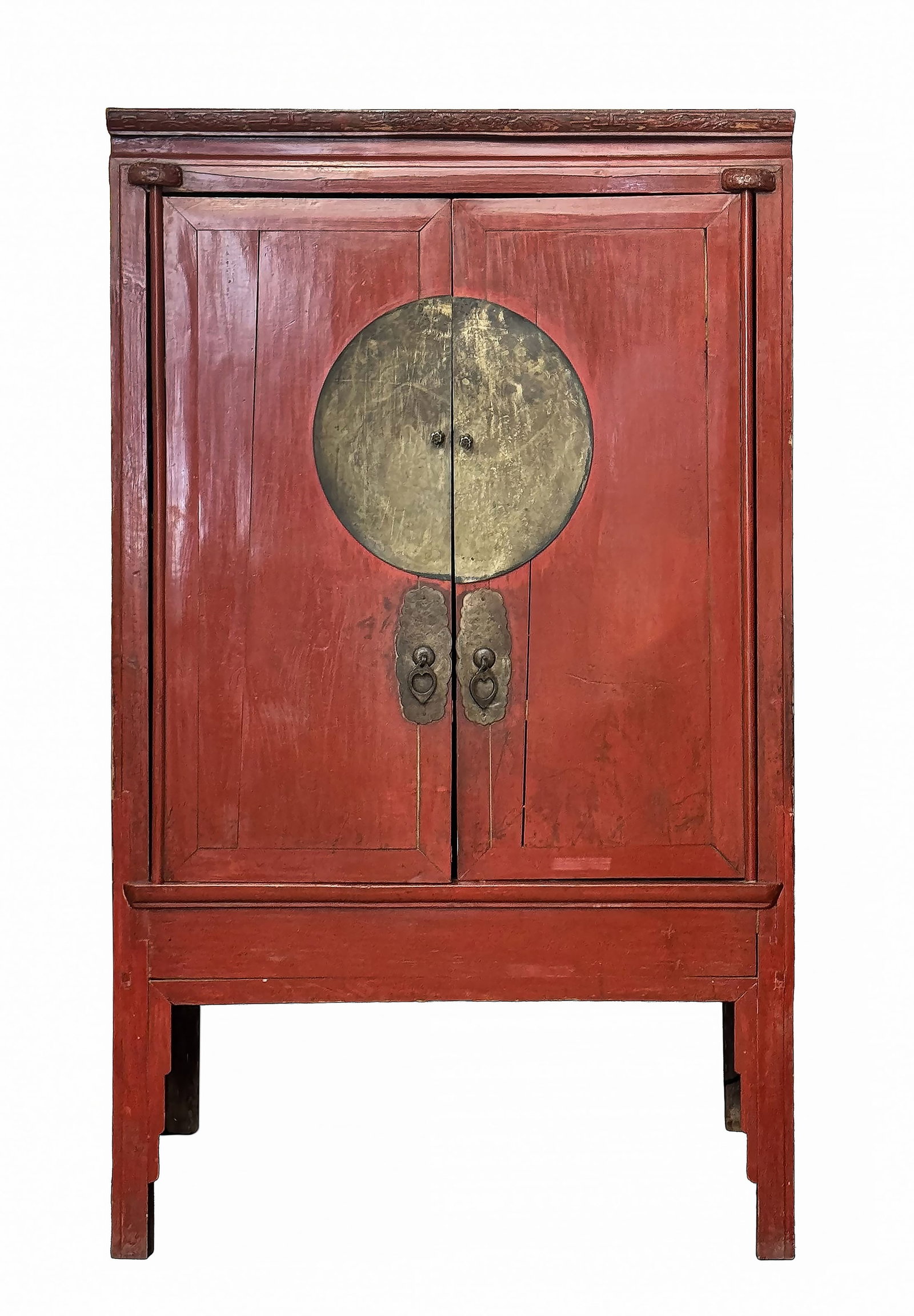 Armoire, Chine, XXe s., en bois teinté rouge, ouvrant par deux portes, intérieur agré (1 of 1)