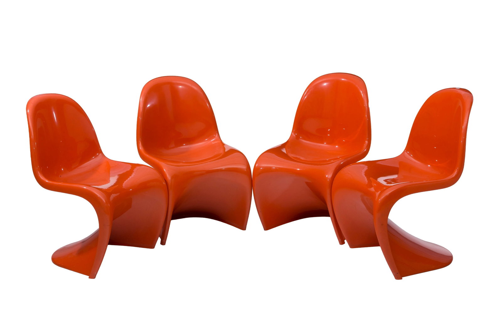 Suite de 4 Panton Chair par Verner Panton (1926-1998), édition Herman Miller, en polyuréth (1 of 2)