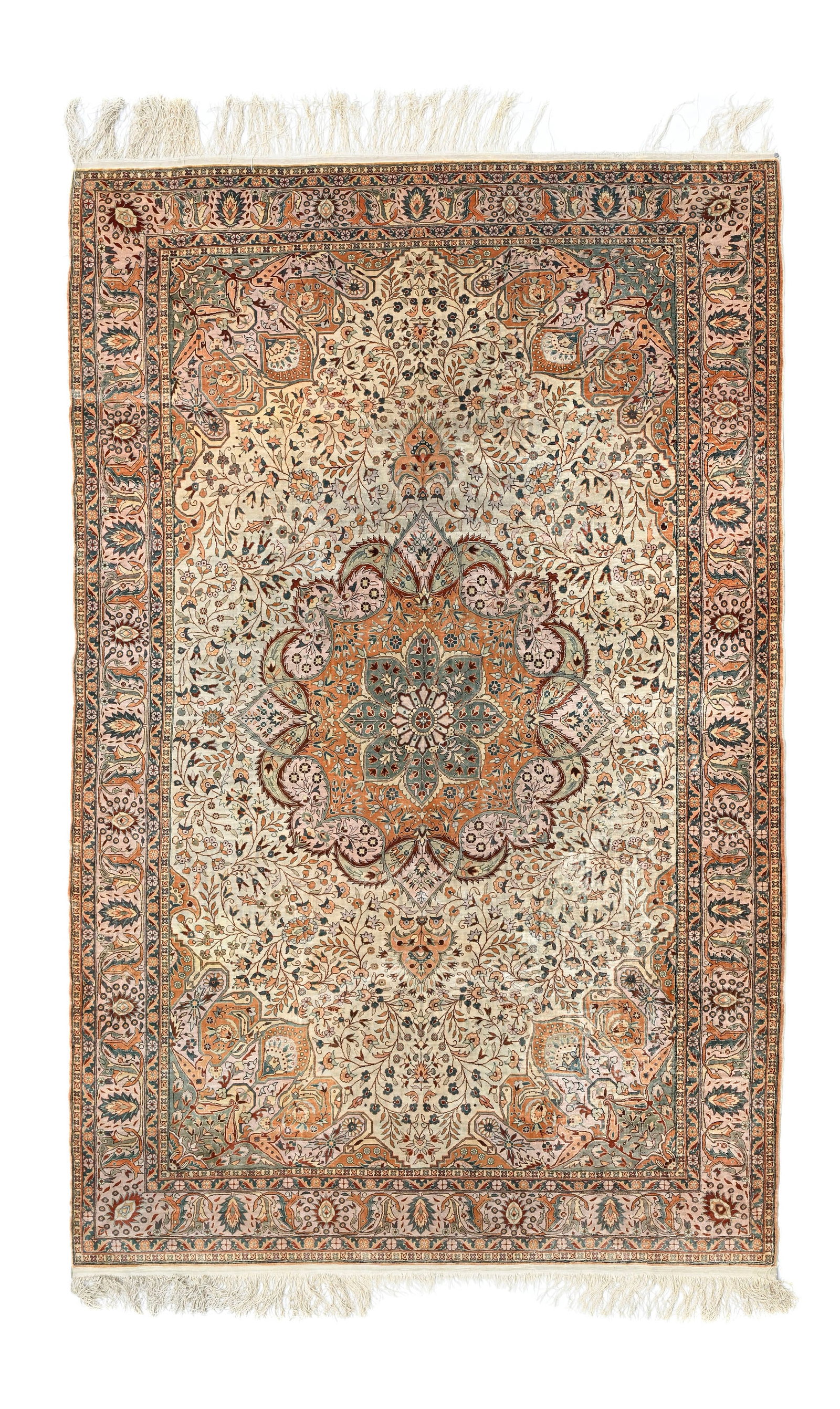 Tapis Kayseri en soie et fils de métal doré, Turquie, 2ème tiers du XXe s., à m& (1 of 1)