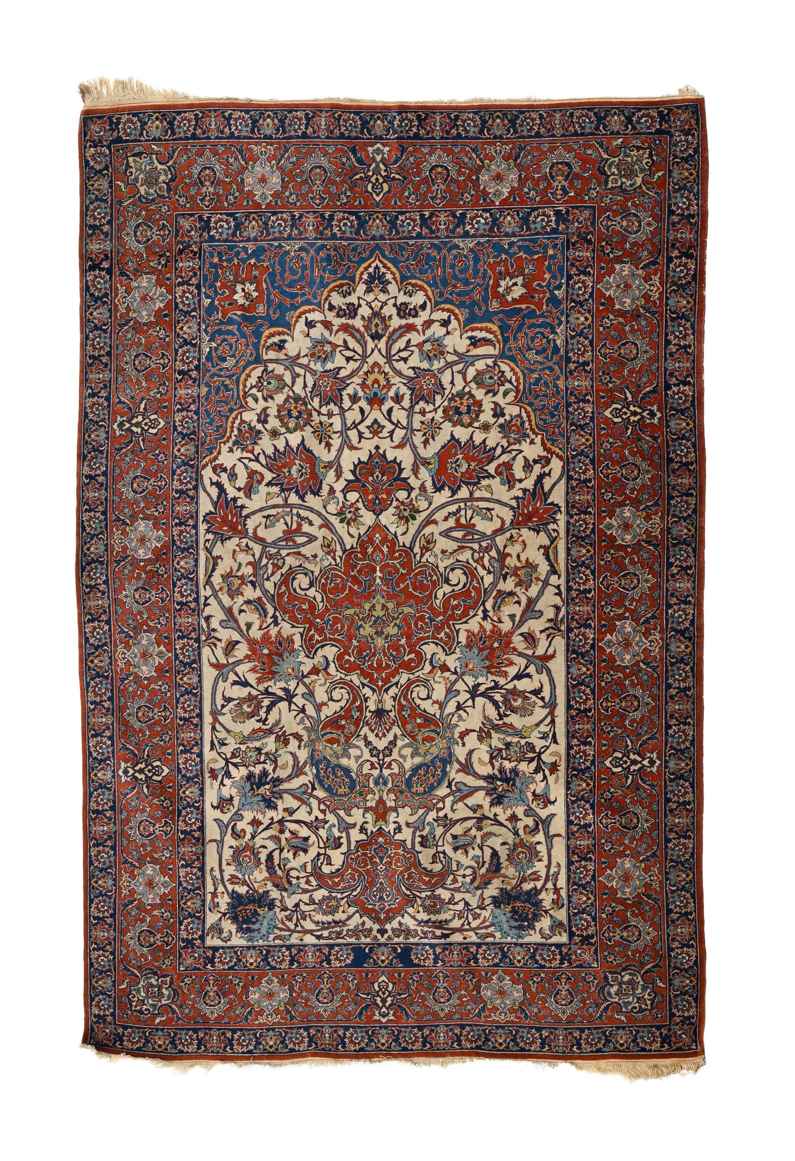 Tapis de prière Ispahan en laine avec soie, Iran, 2ème tiers du XXe s., à décor : Tapis de prière Ispahan en laine avec soie, Iran, 2ème tiers du XXe s., à décor d'un médaillon rouge entouré de rinceaux fleuris, le tout inscrit dans un mihrab beige, bo