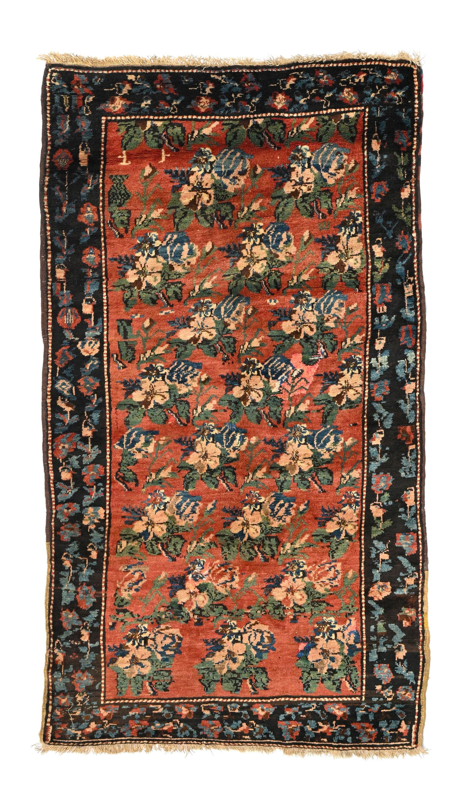 Tapis Karabagh, Caucase, 1er tiers du XXe s., à semis de bouquets de fleurs polychromes sur fon: Tapis Karabagh, Caucase, 1er tiers du XXe s., à semis de bouquets de fleurs polychromes sur fond rouge, bordure noire fleurie, 128x225 cm Condition Plusieurs restaurations