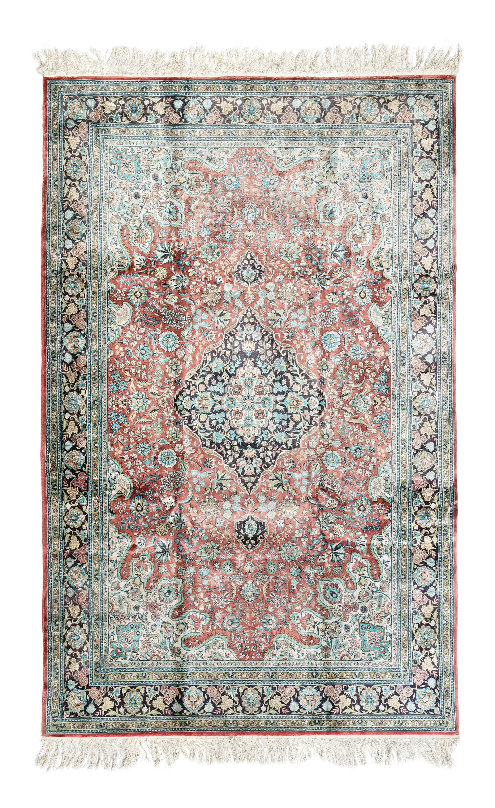 Tapis en soie, Chine, 2ème moitié du XXe s., à médaillon central beige et noir s (1 of 1)