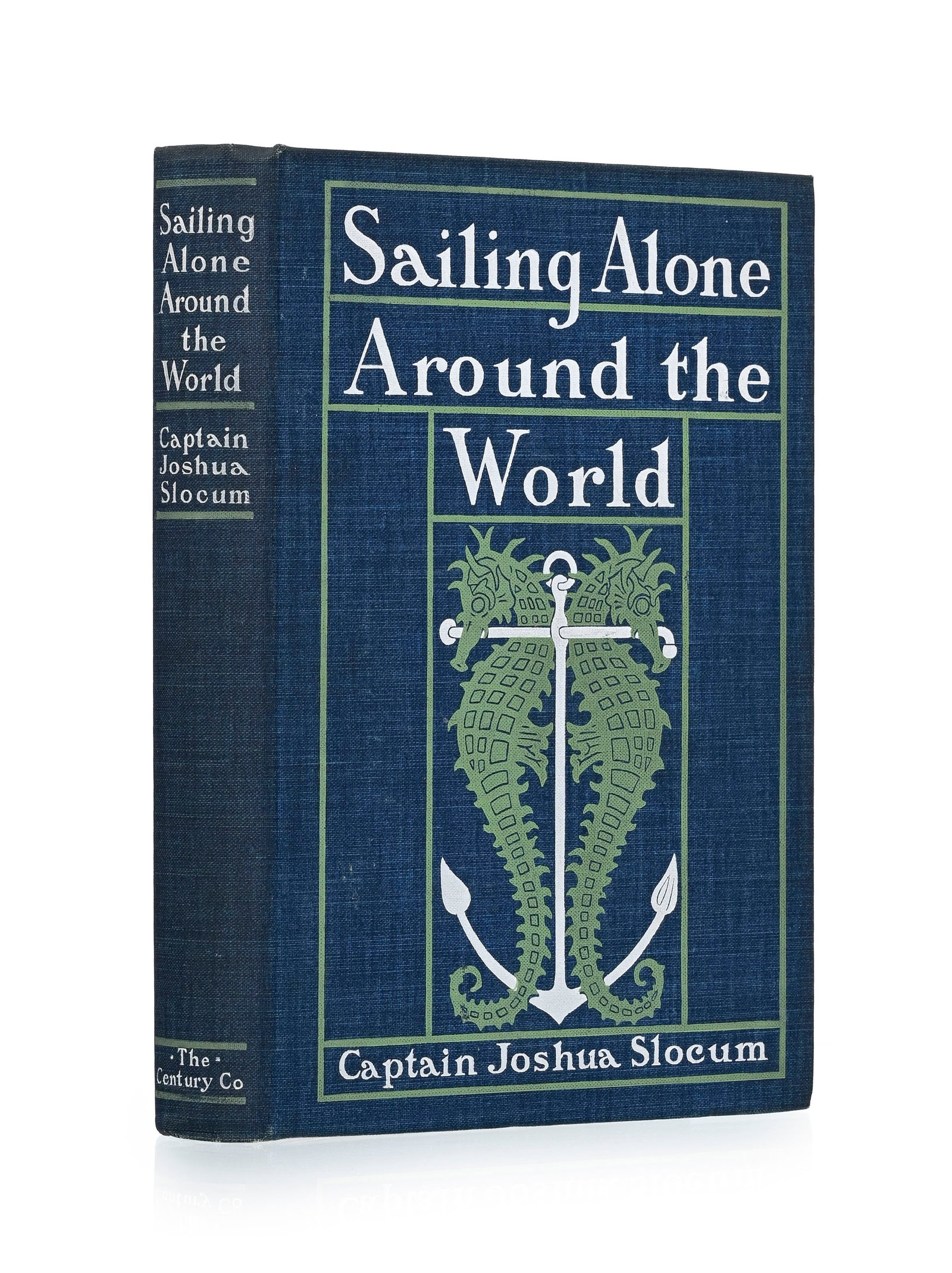 SLOCUM (Joshua). Sailing Alone Around the World. New York, The Century Co., 1900\. In-8° reli&#: SLOCUM (Joshua). Sailing Alone Around the World. New York, The Century Co., 1900. In-8° relié pleine toile bleue, illustrée et argentée de l'éditeur, tr. de tête doré
