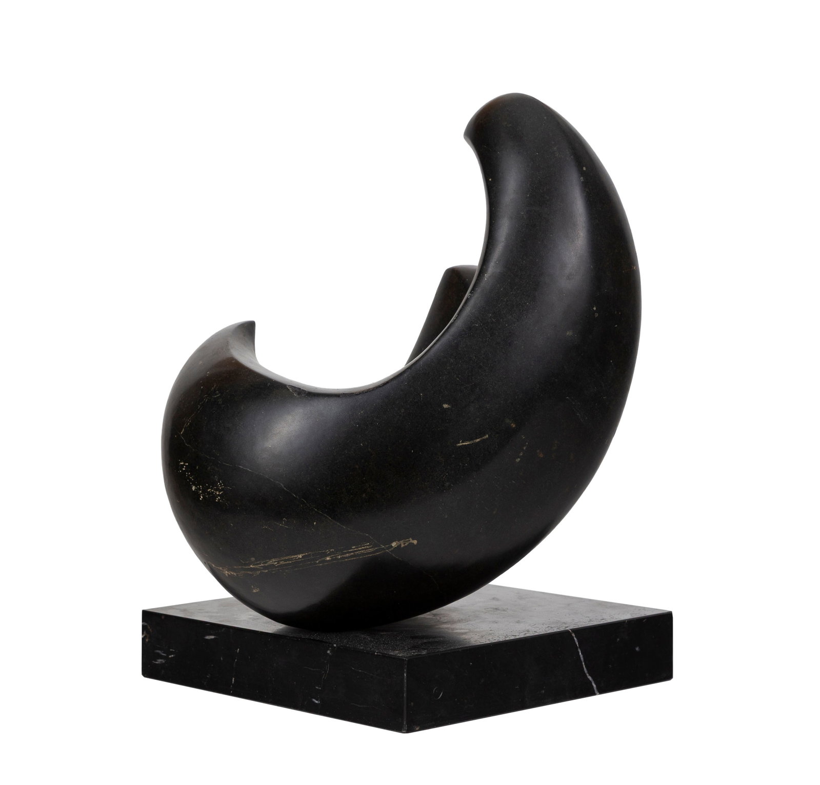 Ecole du XXe s., Sans titre, sculpture en pierre polie sur socle en marbre, h 40 cm - 3