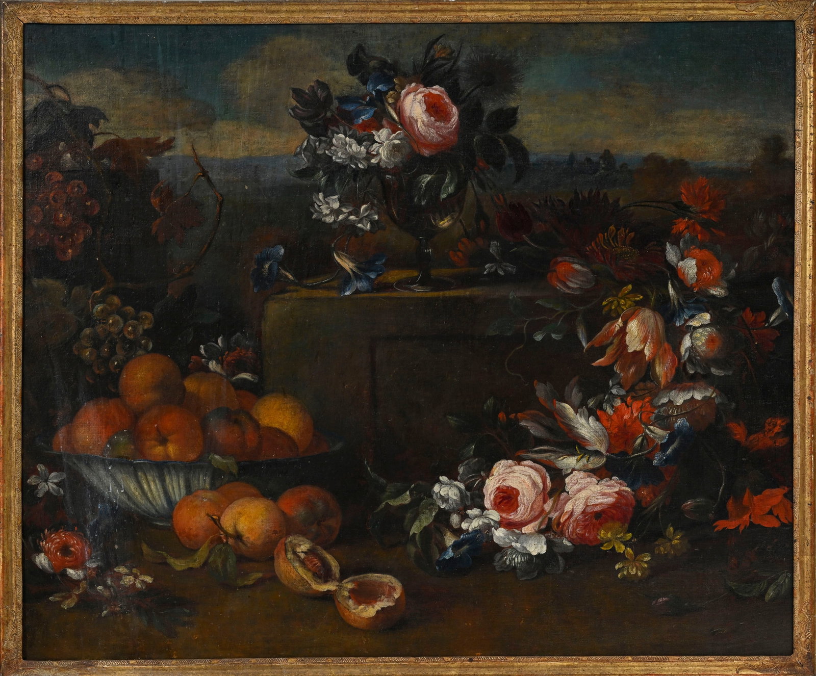 Ecole italienne du début du XVIIIe s., Nature morte aux fleurs et aux fruits, huile sur toile,  - 2